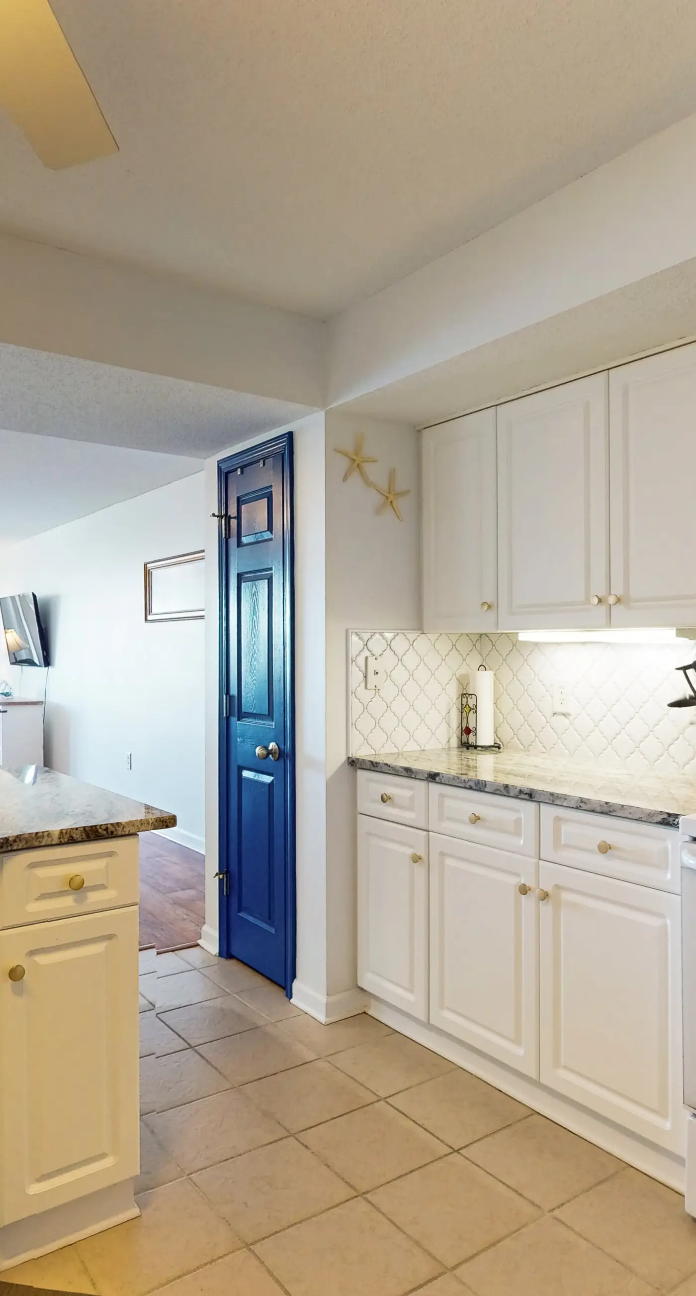 Yacht Club Villas 2-303