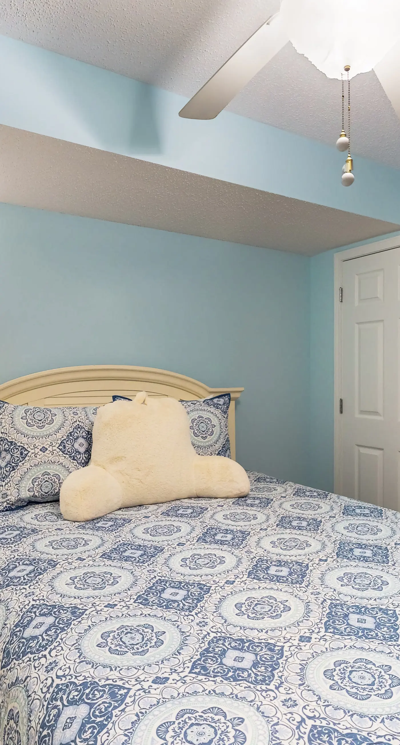 Yacht Club Villas 2-303