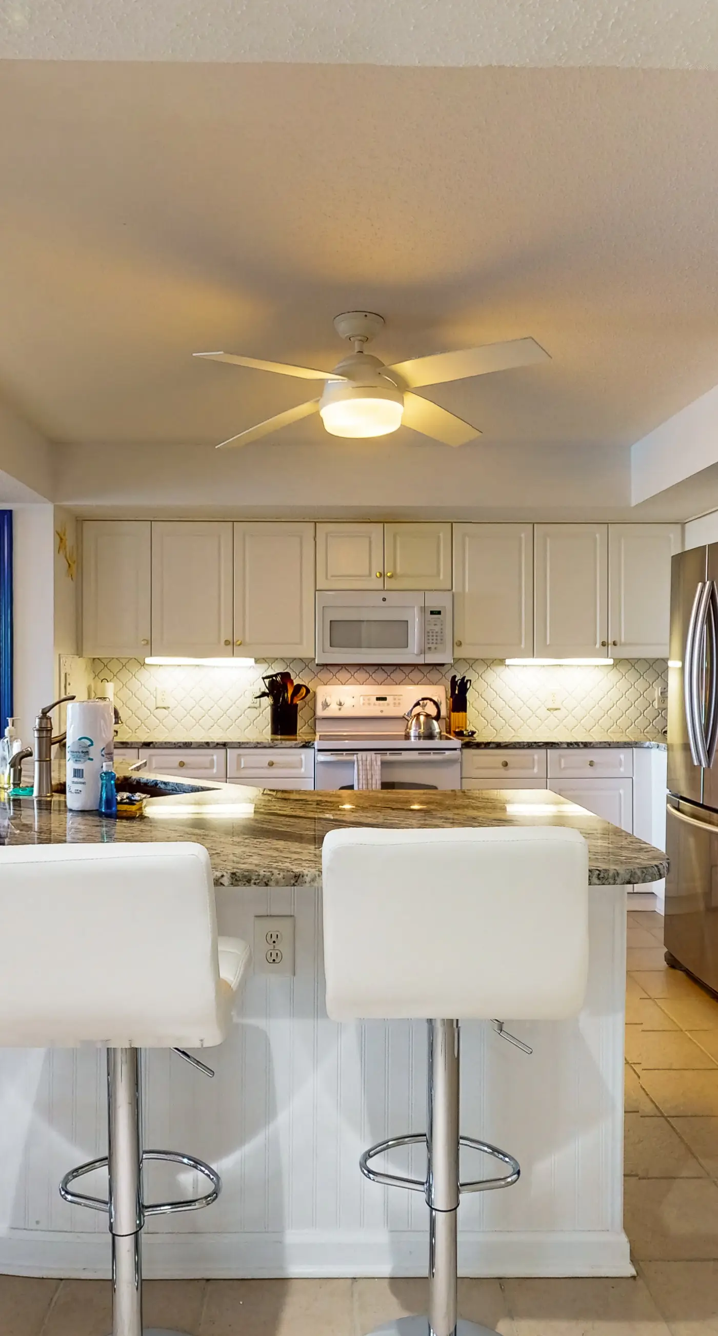 Yacht Club Villas 2-303