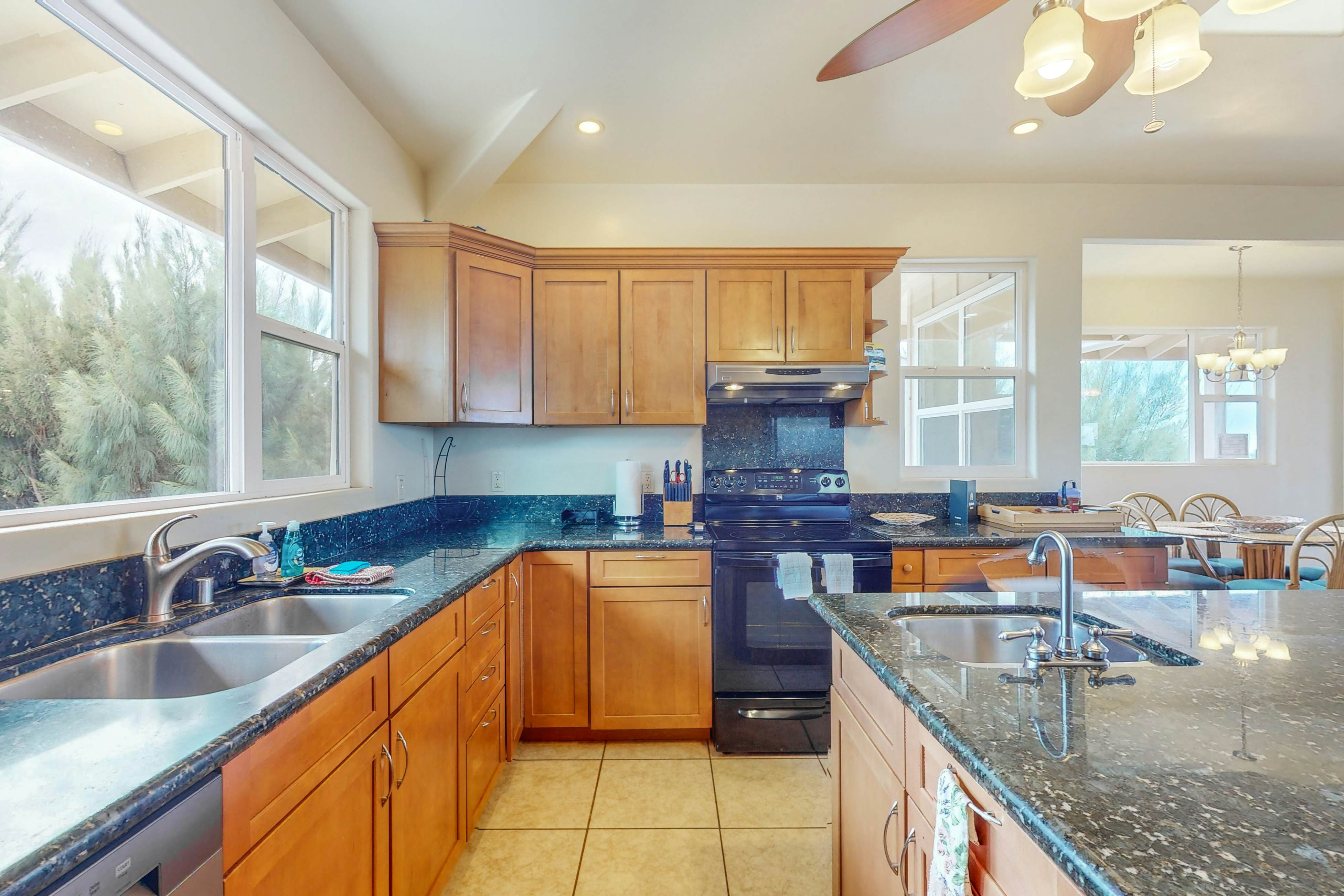 683712KA Waikoloa Village Dreams