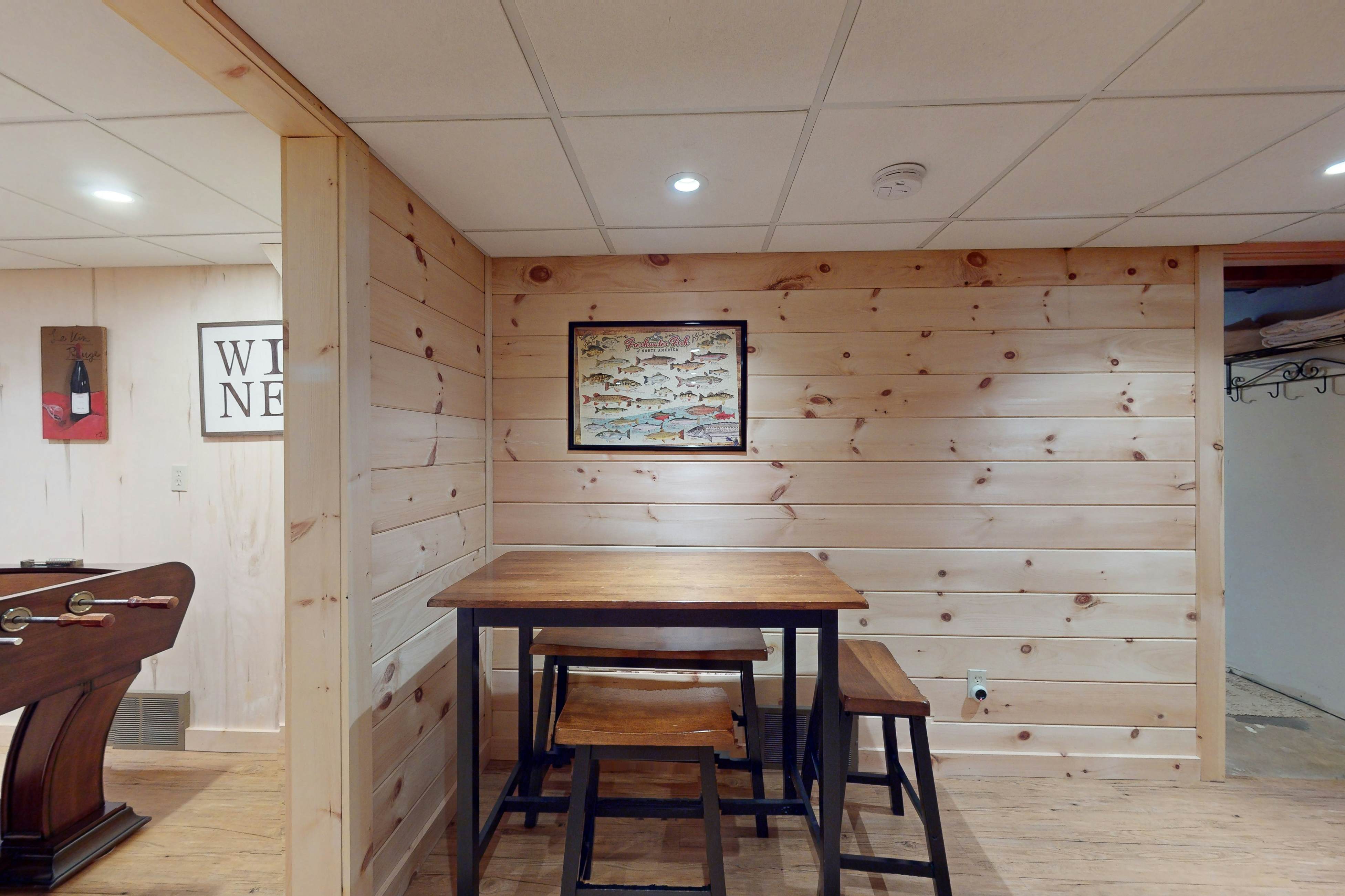 The Lodge on Booth Lake