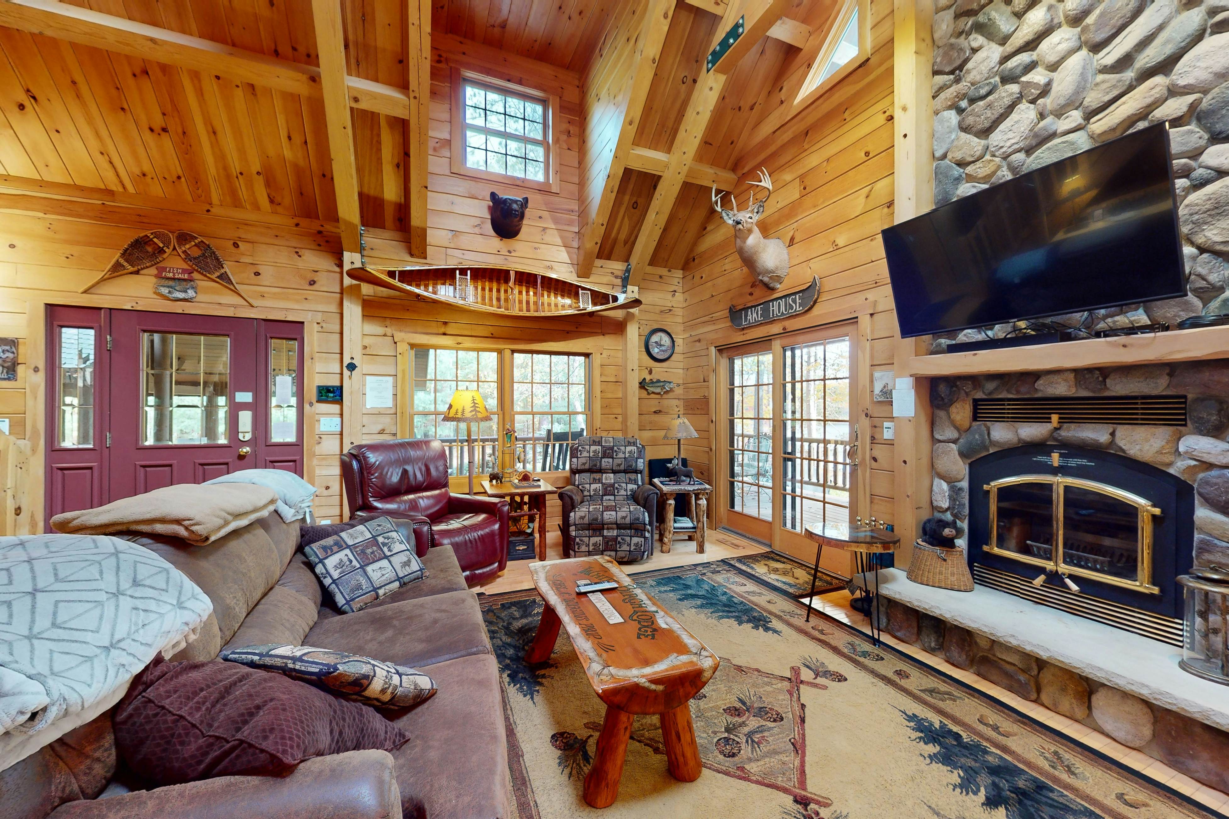 The Lodge on Booth Lake