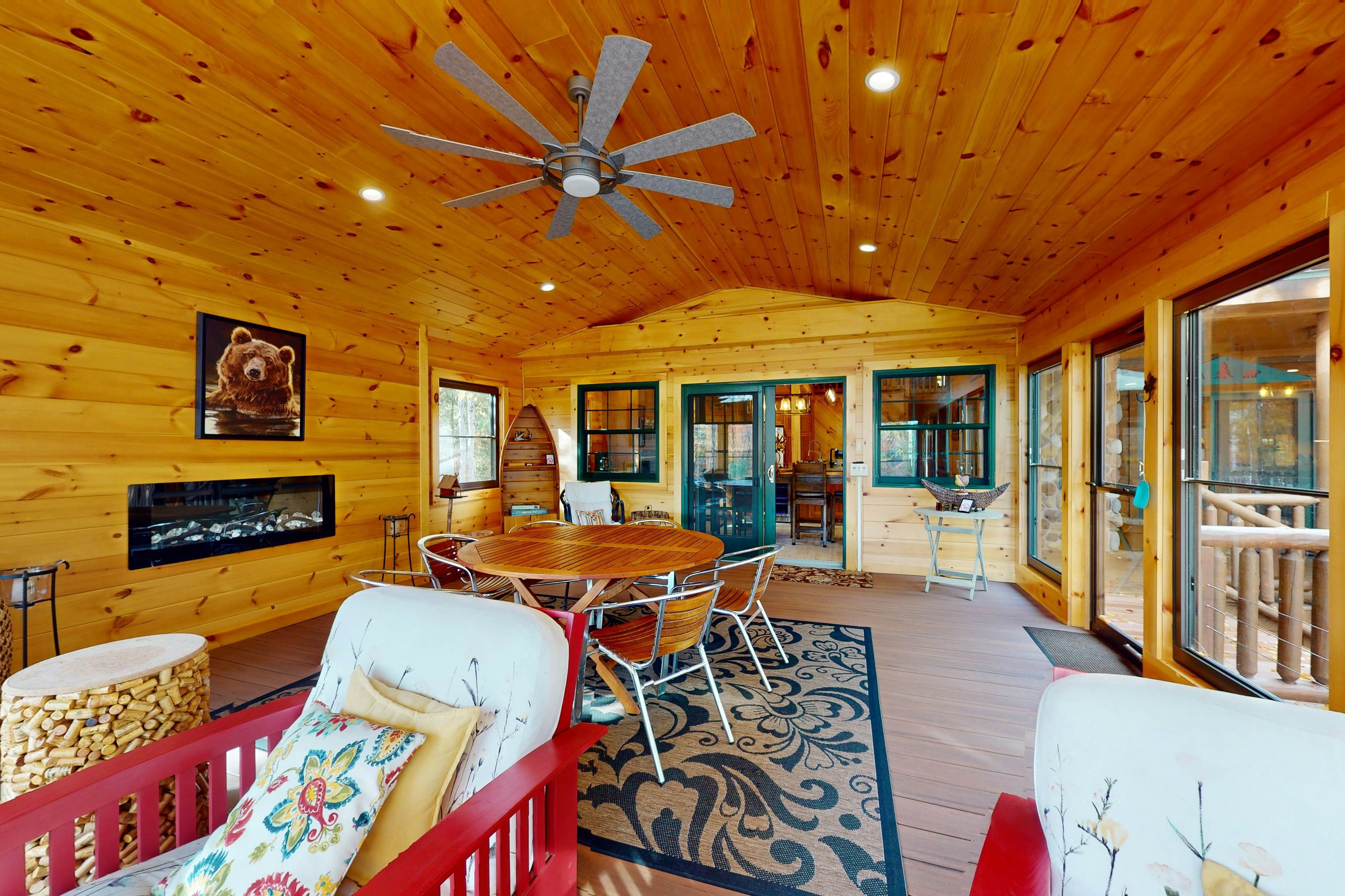 The Lodge on Booth Lake