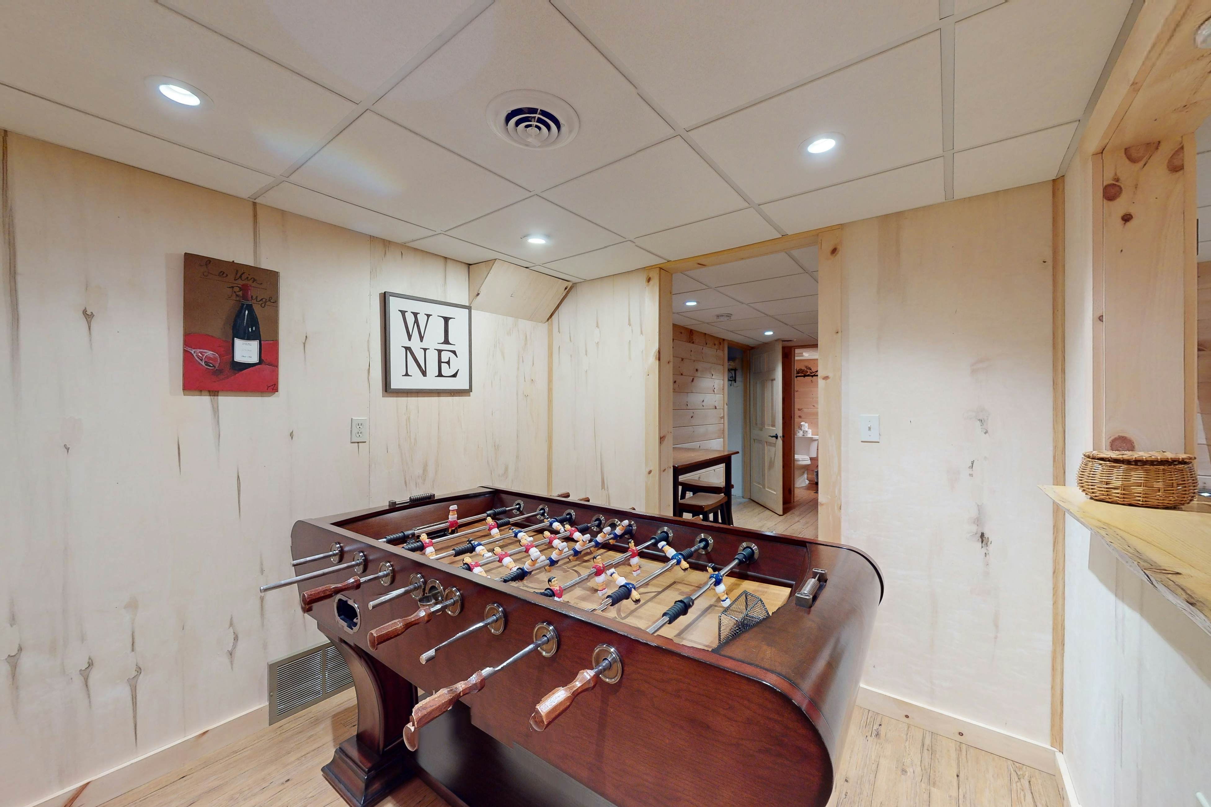 The Lodge on Booth Lake