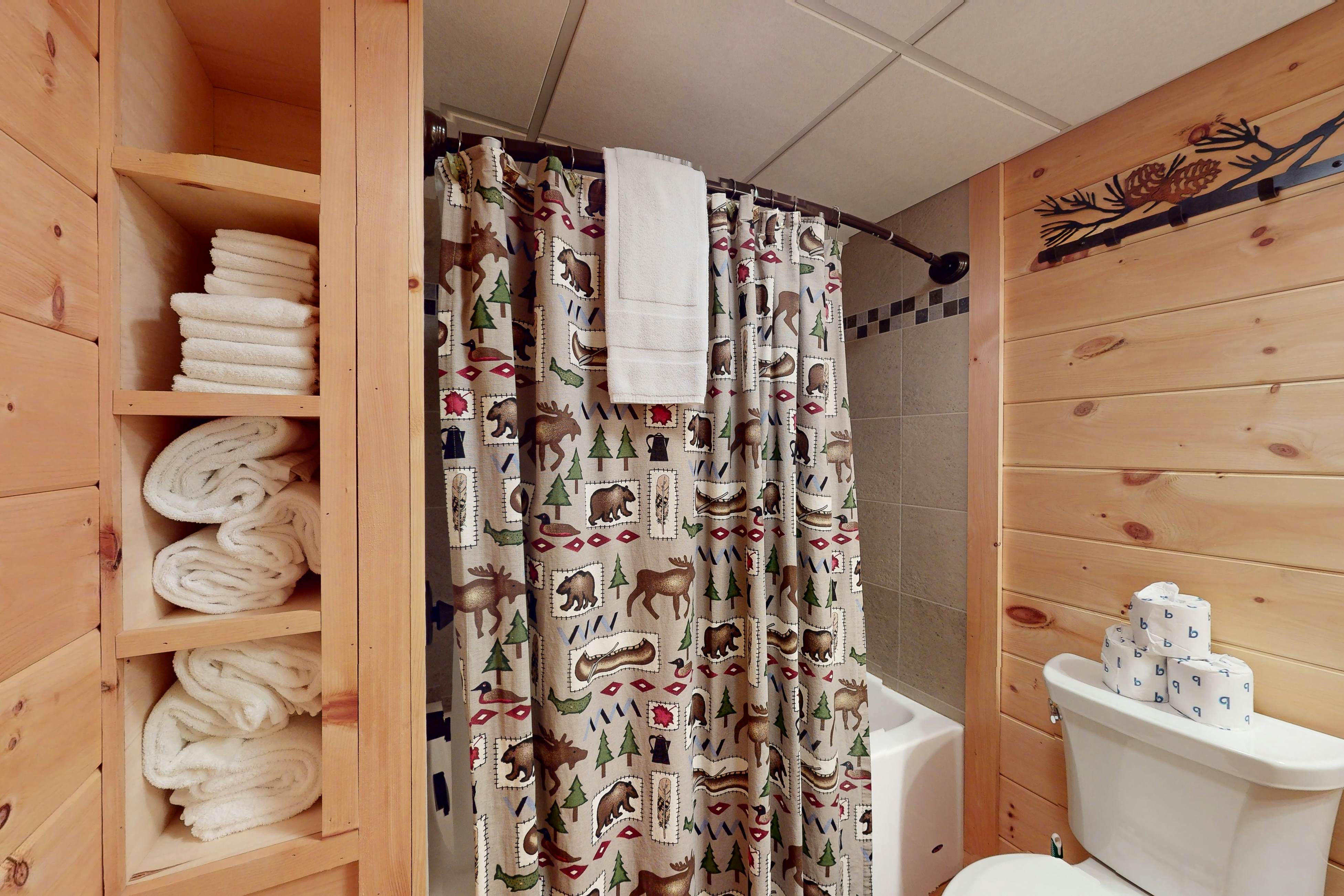 The Lodge on Booth Lake