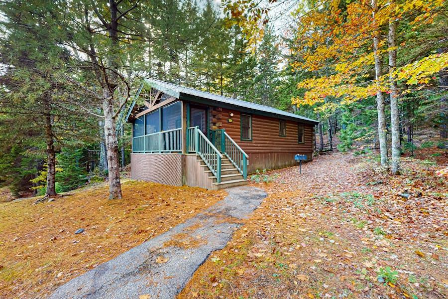 Green Ash Cabin 101 2 BD Northport, ME Vacation Rental Vacasa