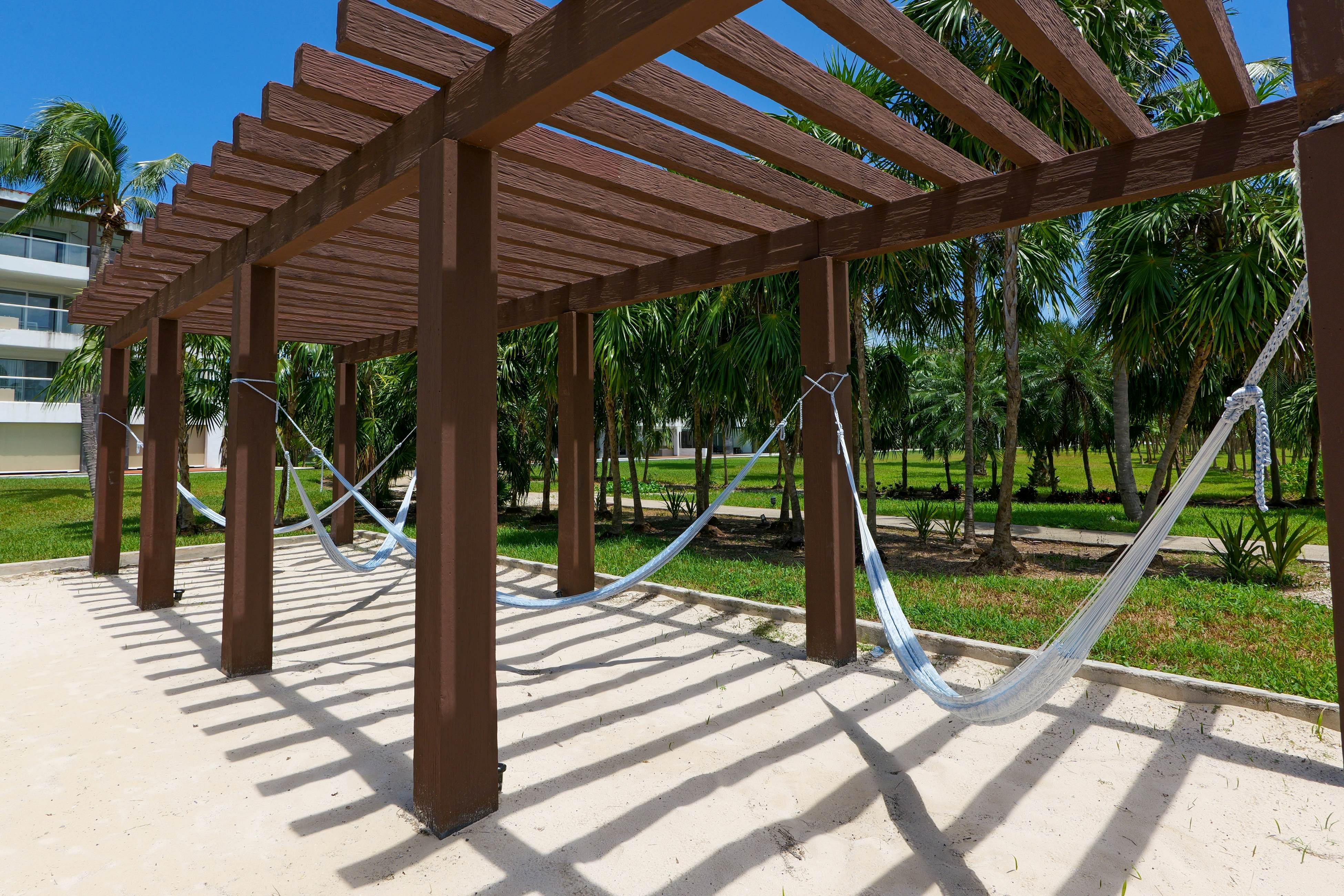 Seaside Serenity Retreat at Mareazul Norte