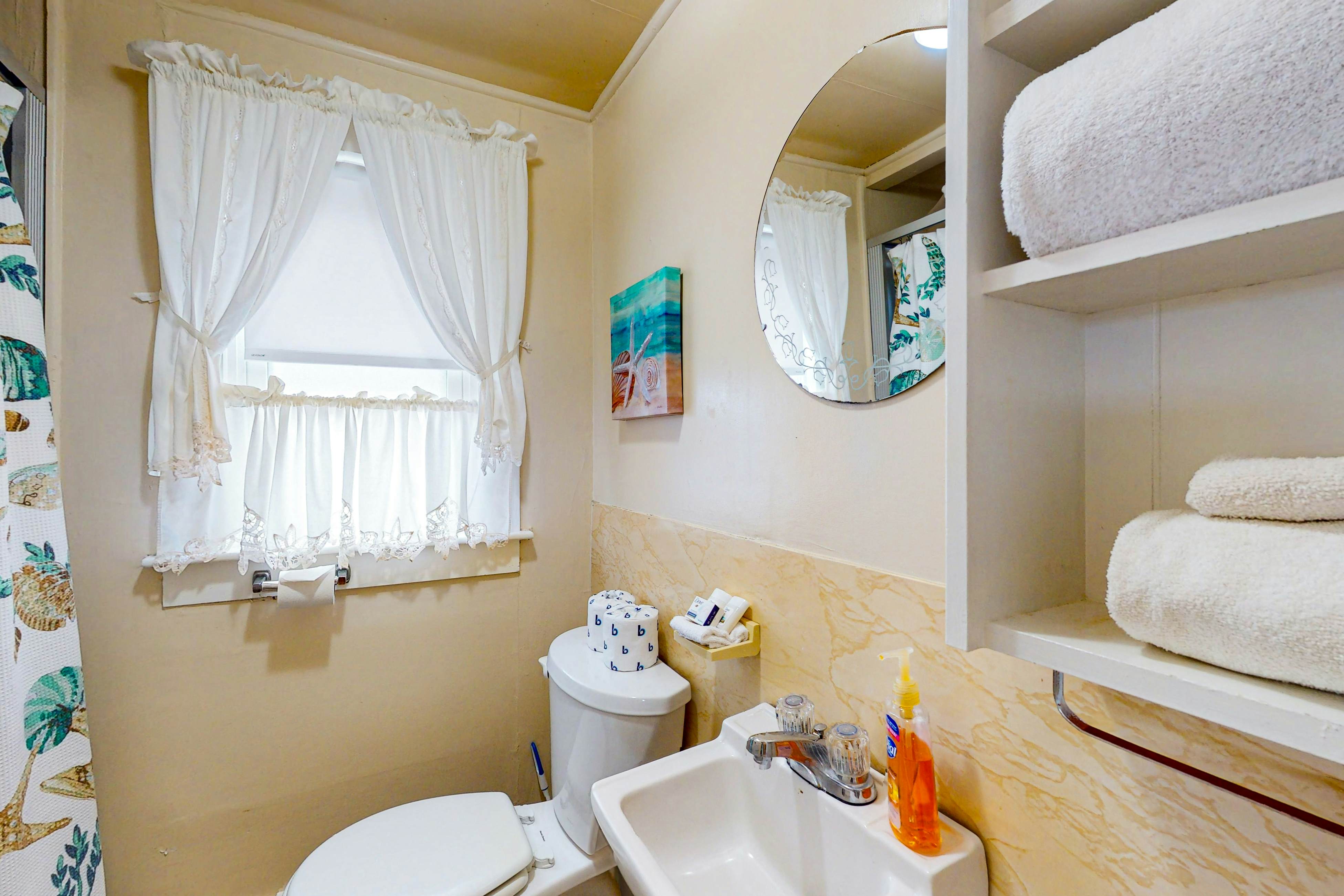 The Eastern Avenue Cottage