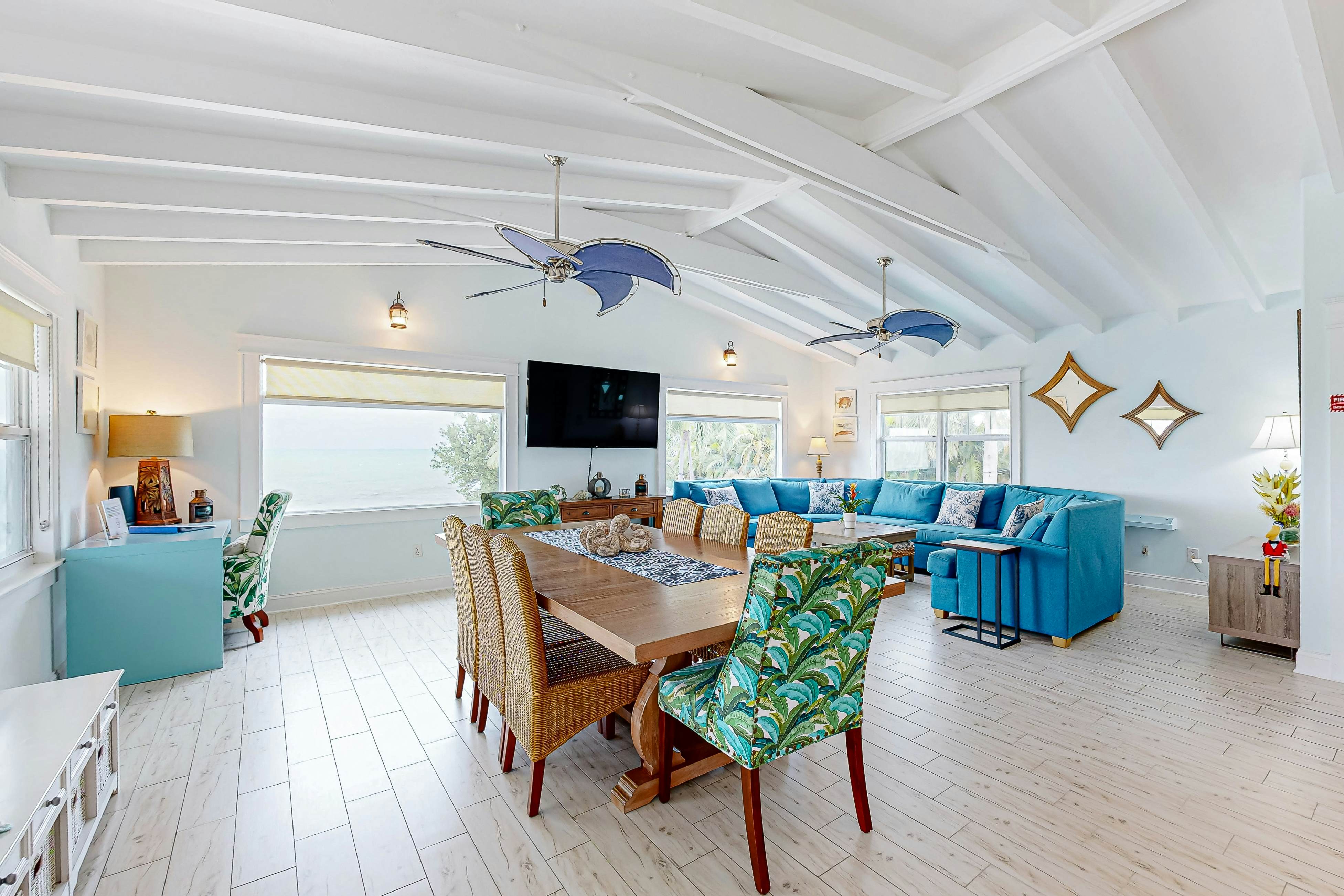 Bayfront Sunset Oasis