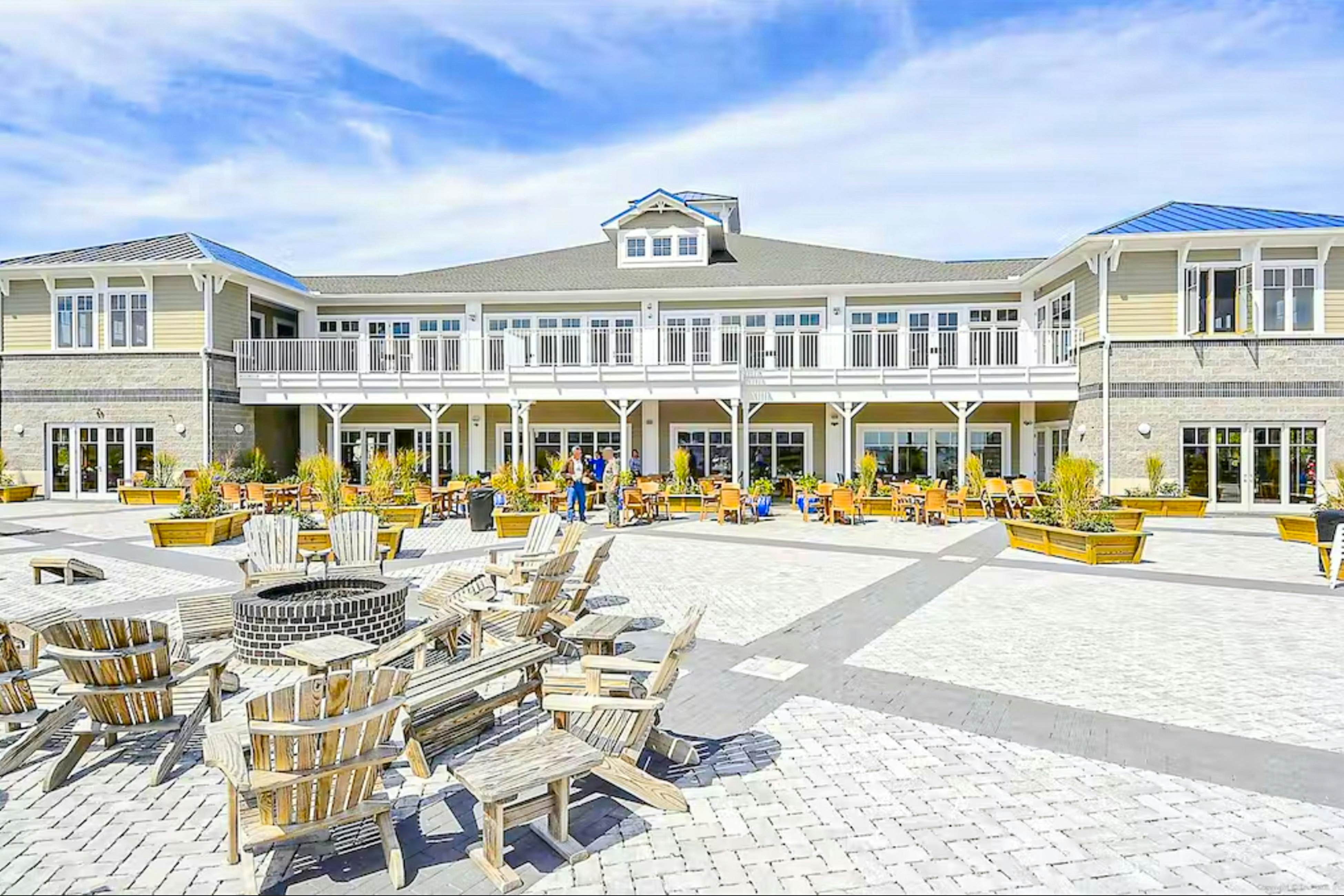 Battersea on the Canal