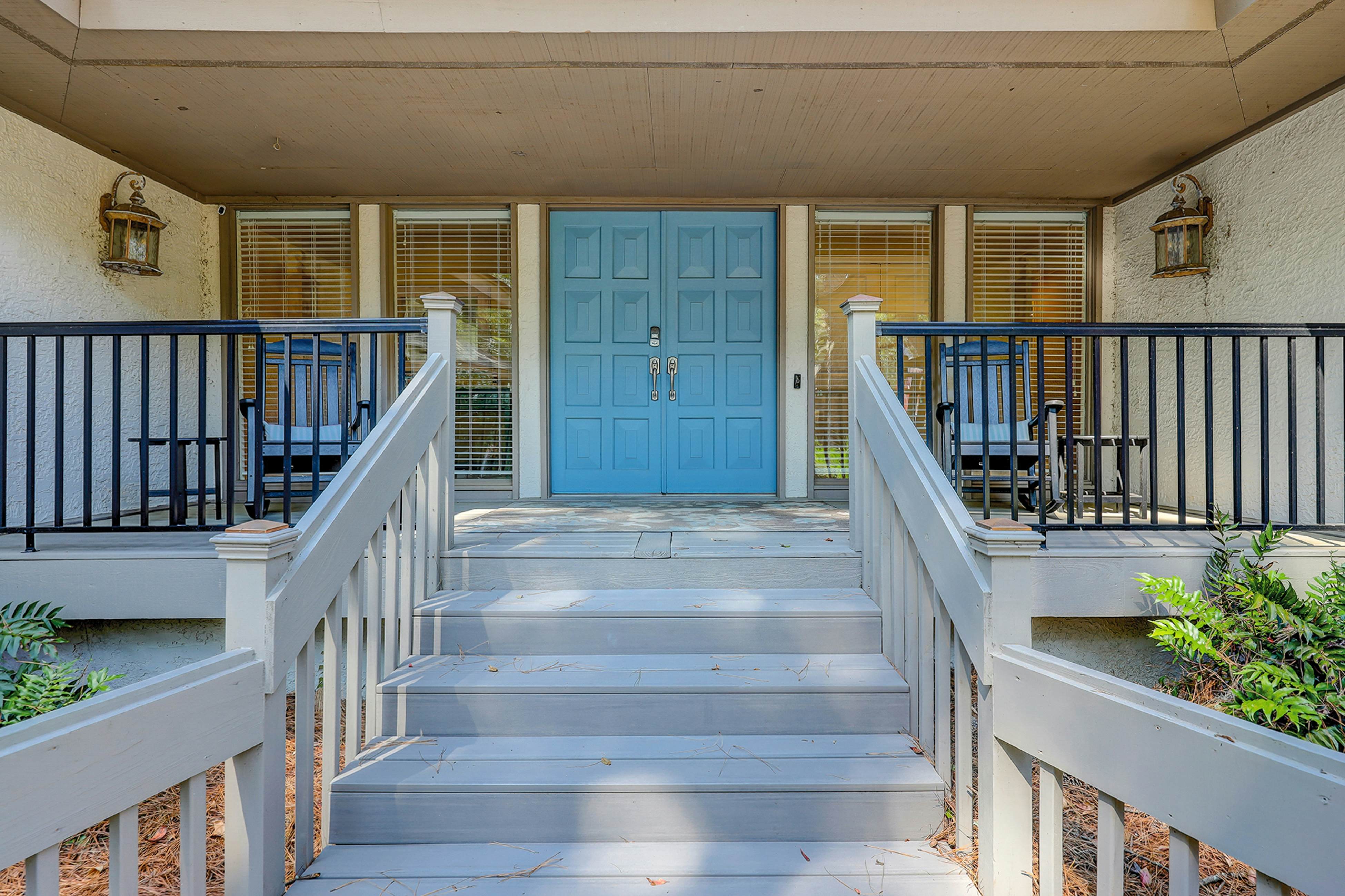 Gone Coastal - 50 Port Tack