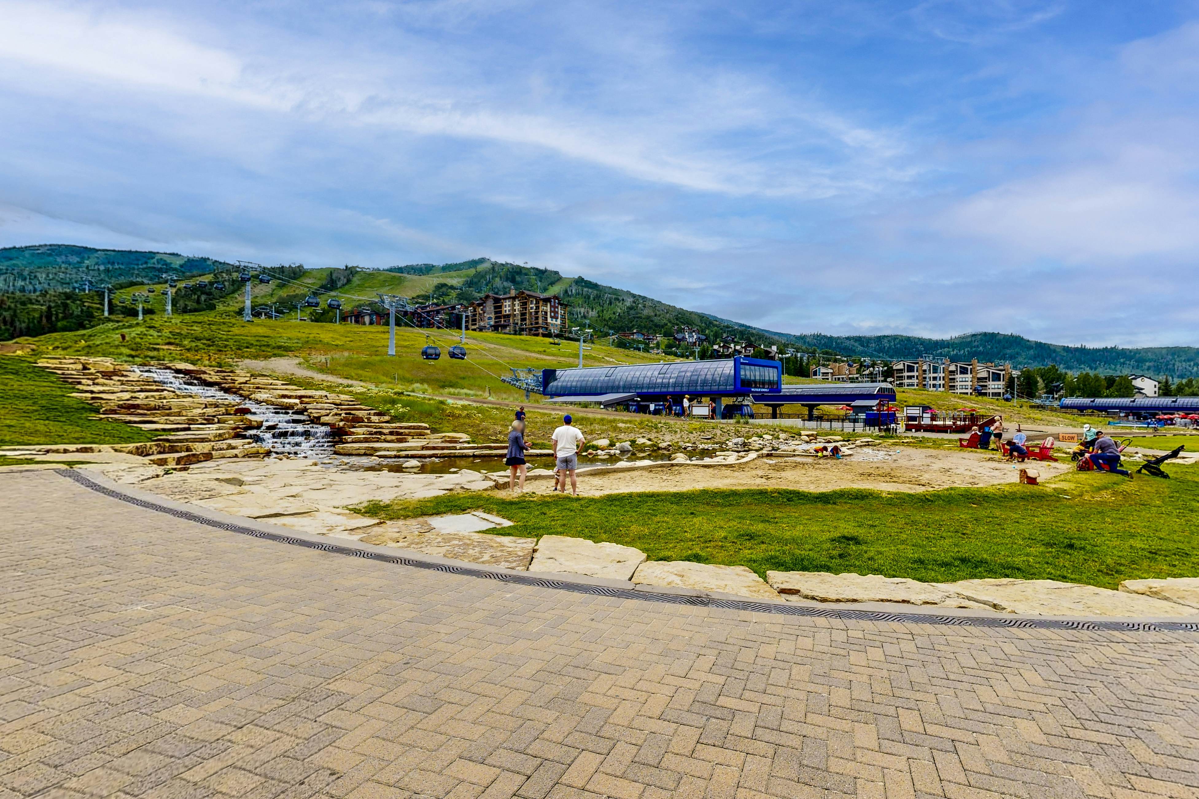 Torian Plum Plaza 302