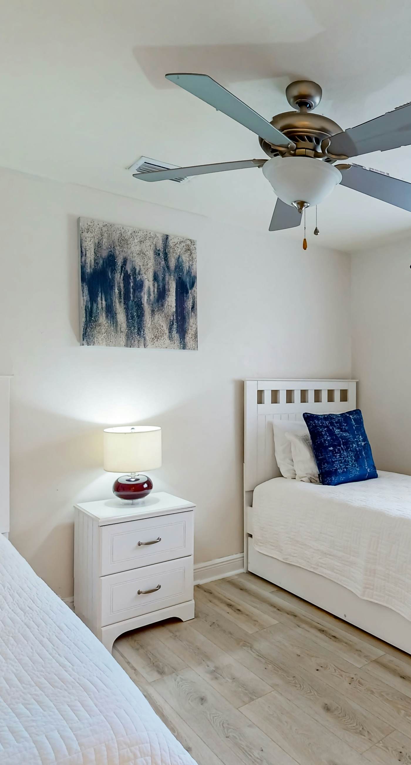 The Beach Hive Cottage