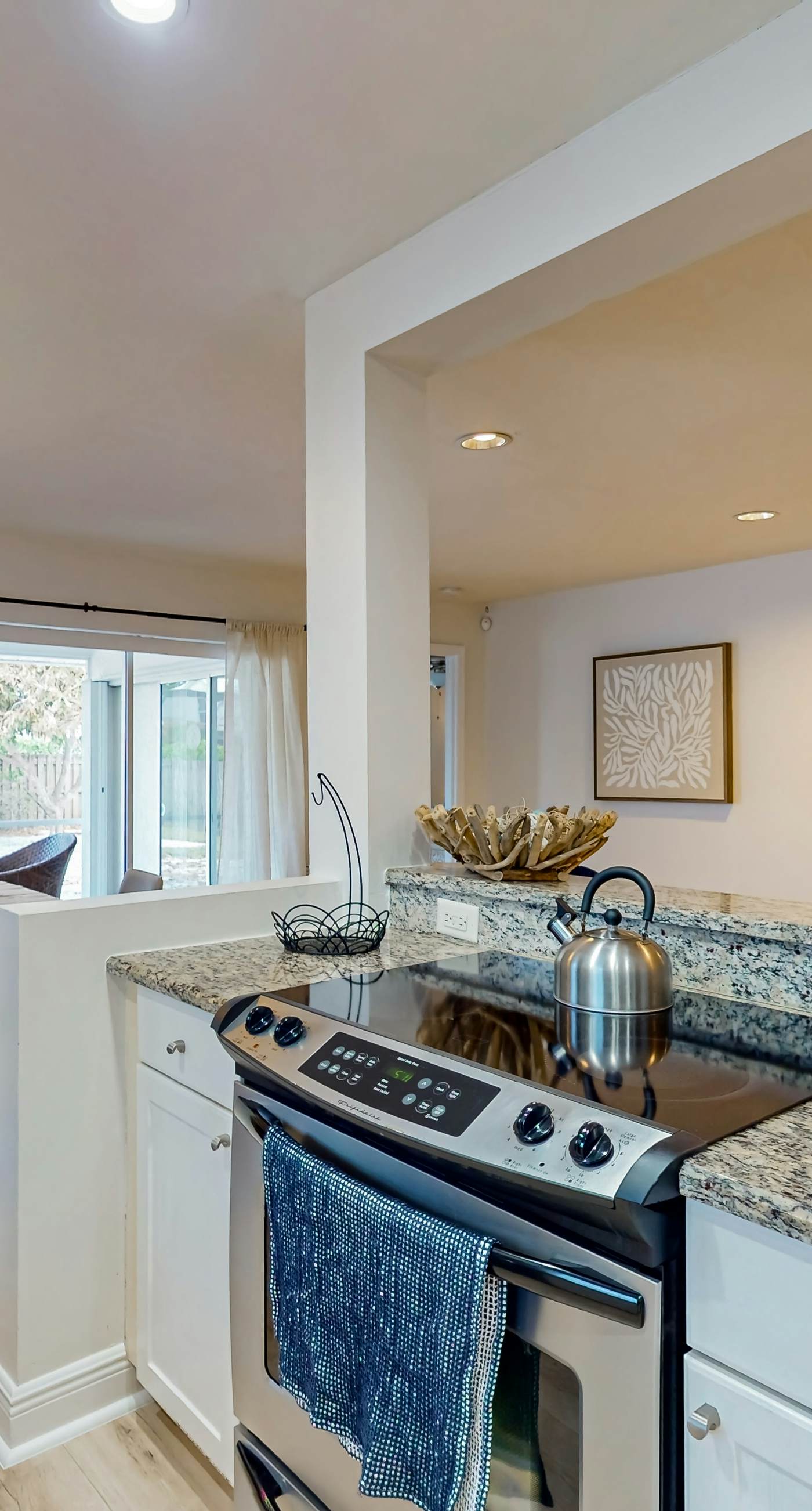 The Beach Hive Cottage