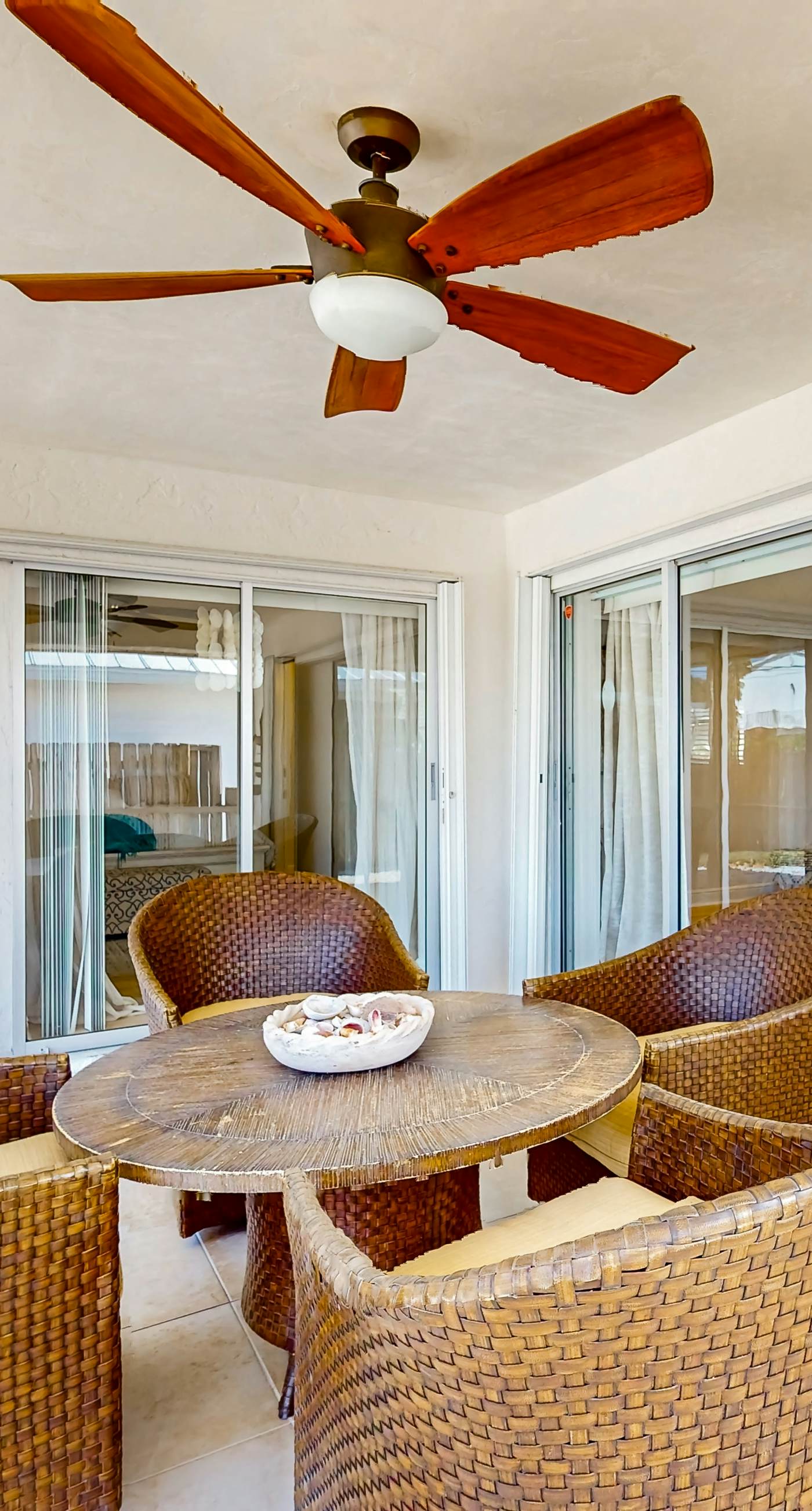 The Beach Hive Cottage