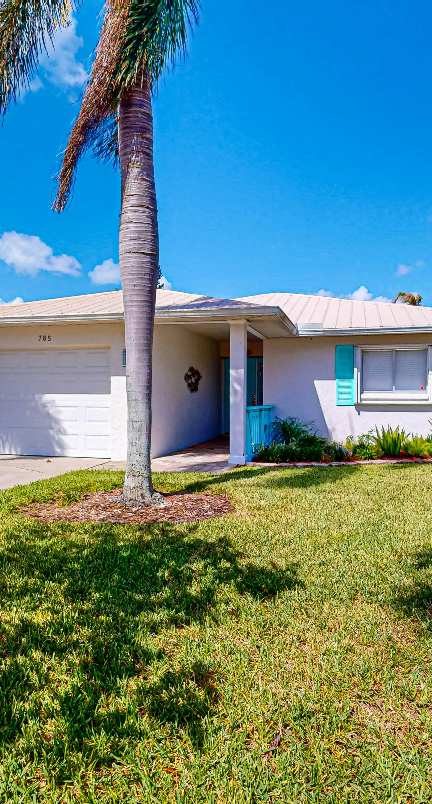 The Beach Hive Cottage