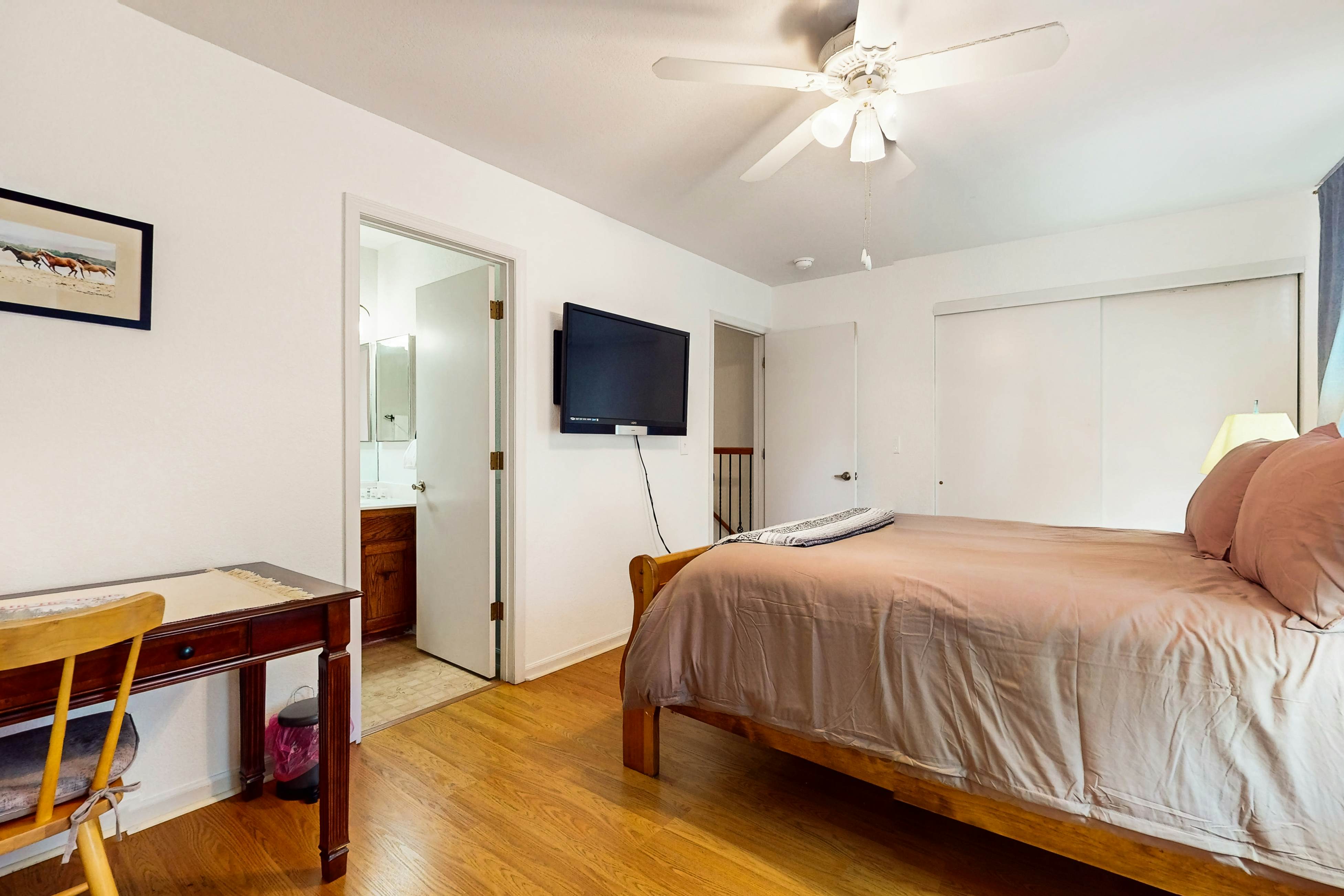 Khunu-Wasi White Mountain Hideaway