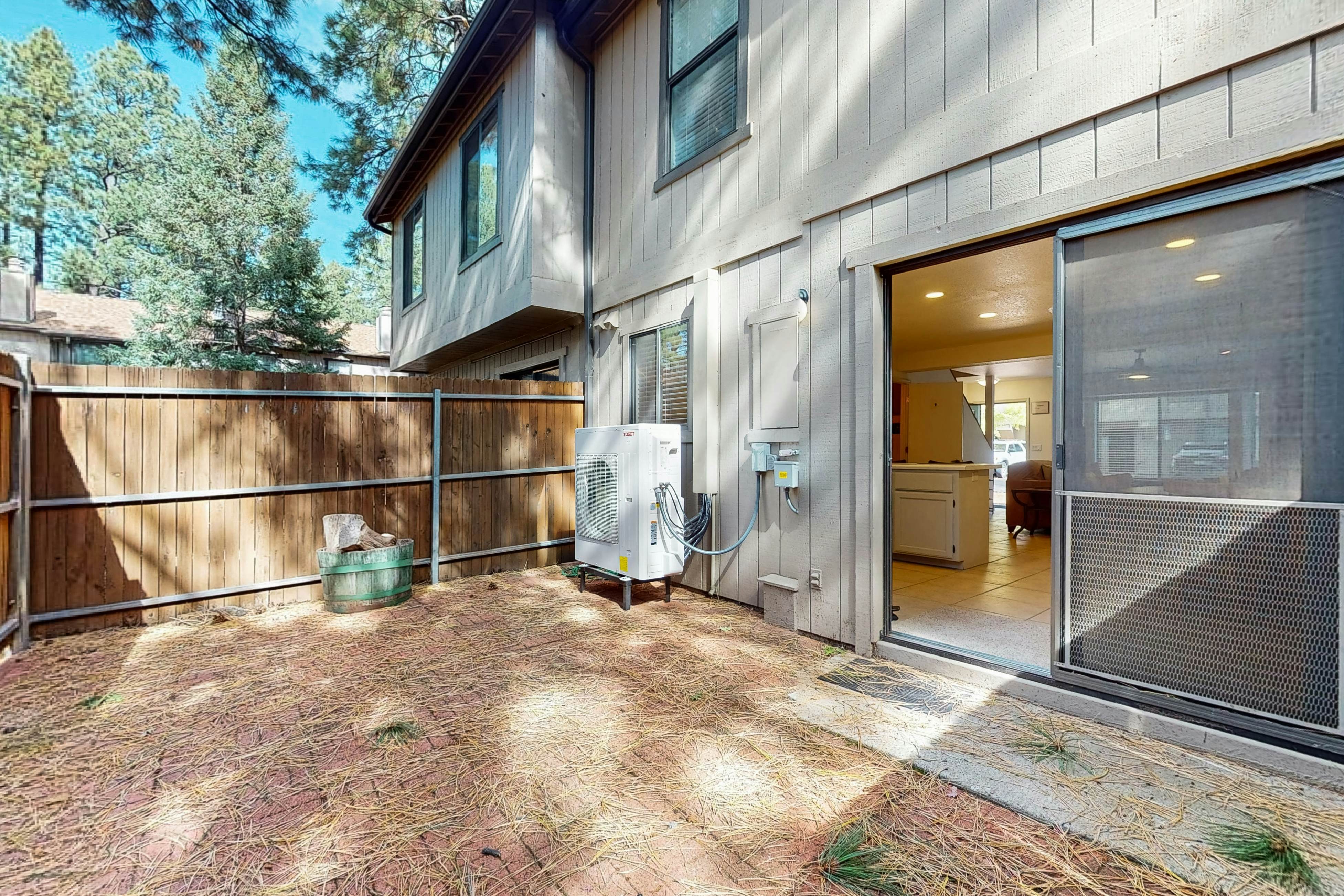 Khunu-Wasi White Mountain Hideaway