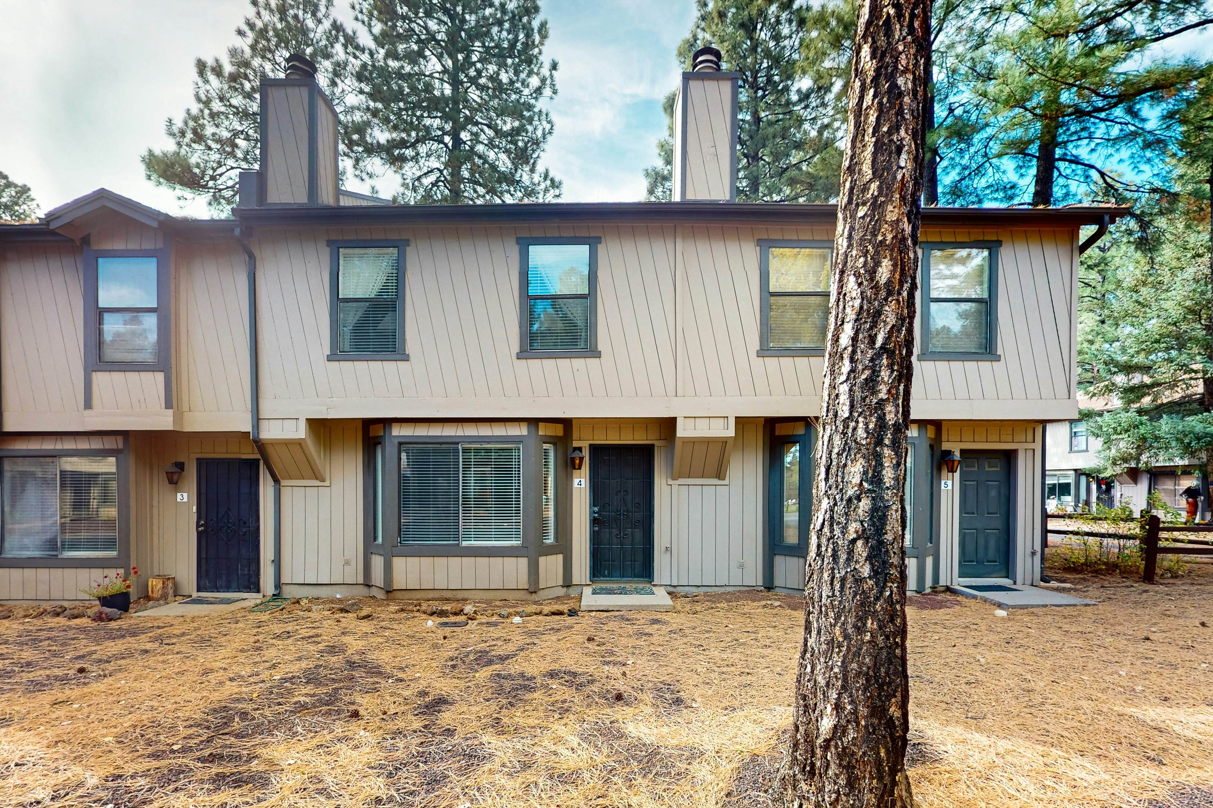 Khunu-Wasi White Mountain Hideaway