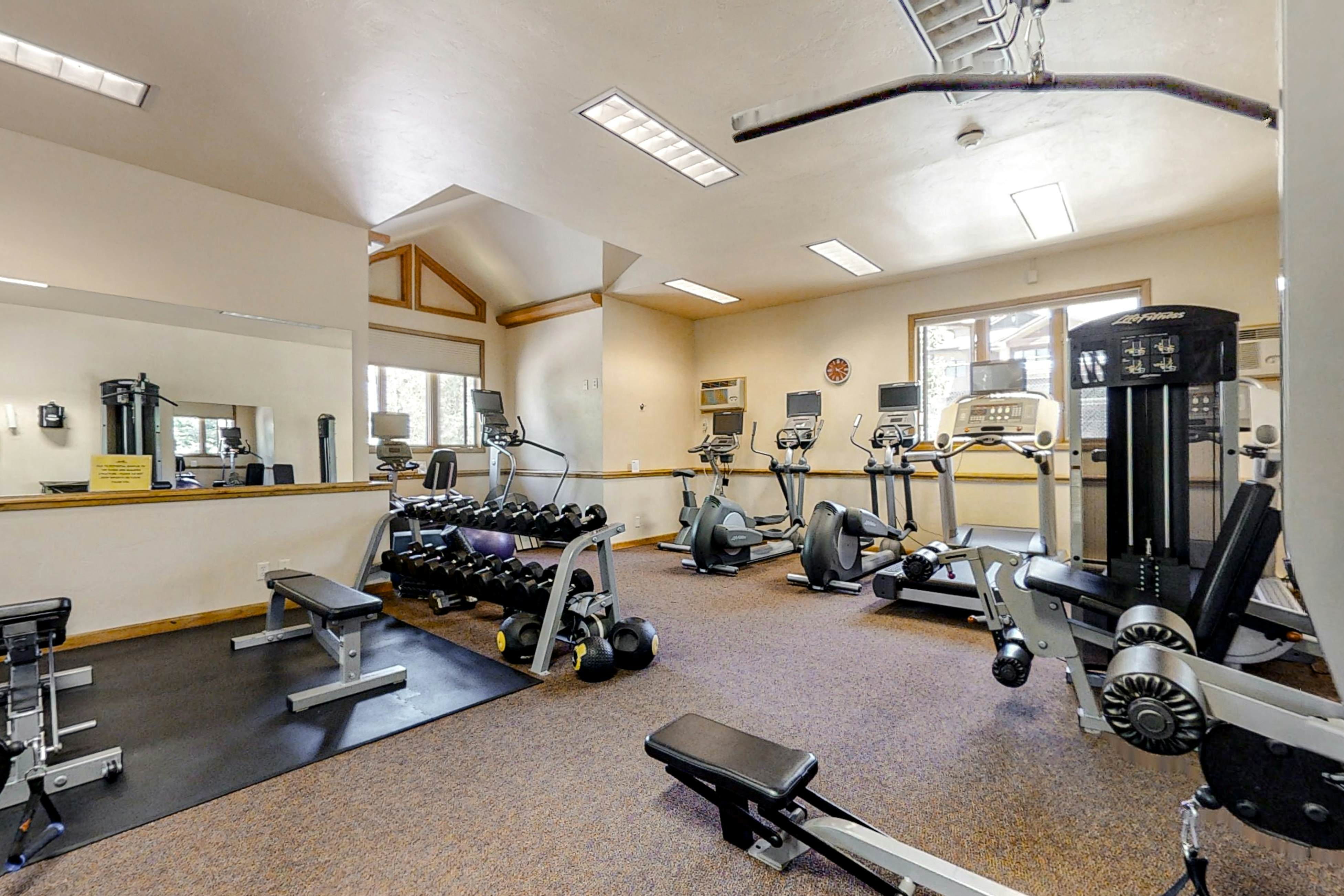 Champagne Lodge 3208