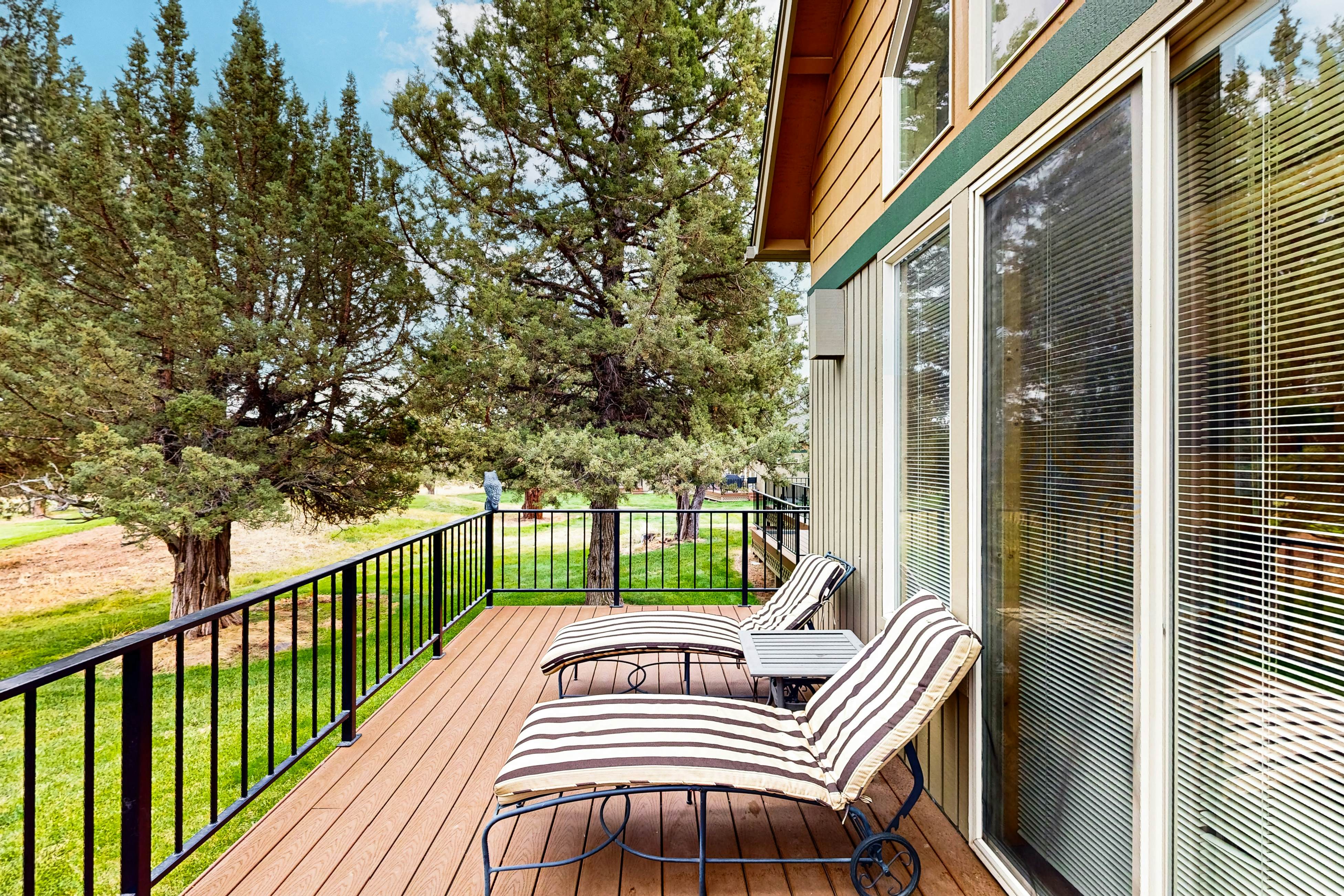 Eagle Crest Elegance