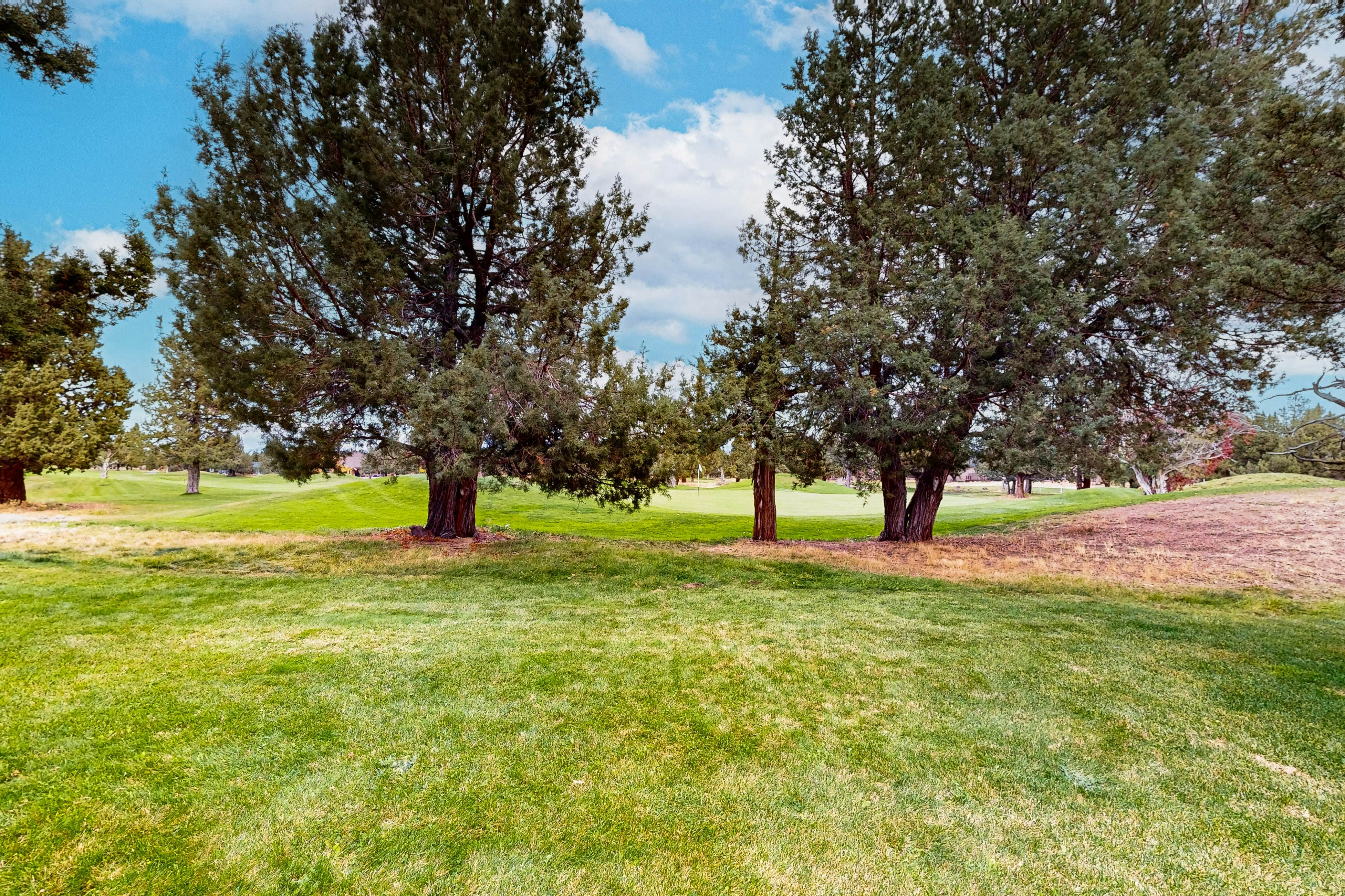 Eagle Crest Elegance