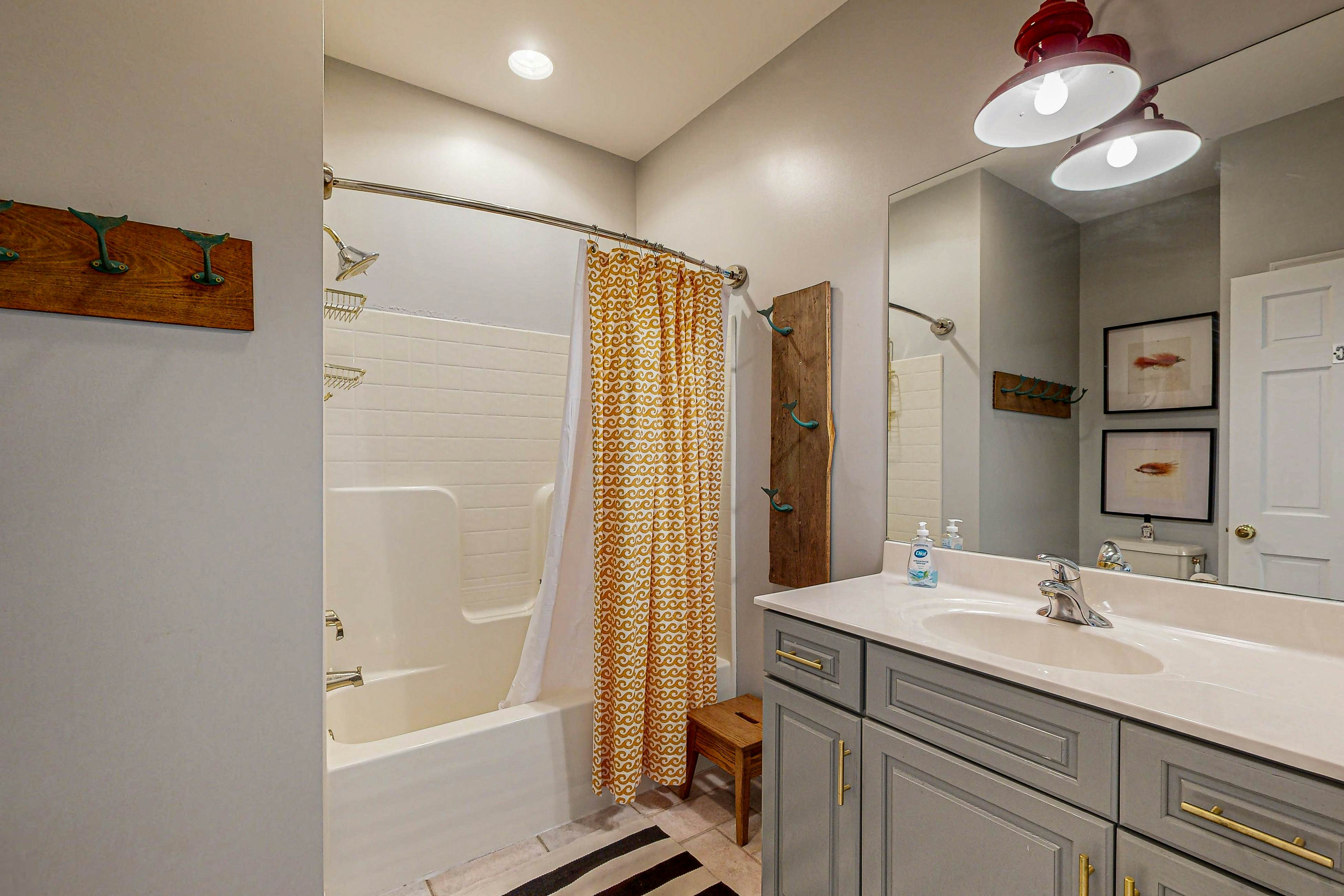 Rehoboth Beach - 21163 Bayview Rd