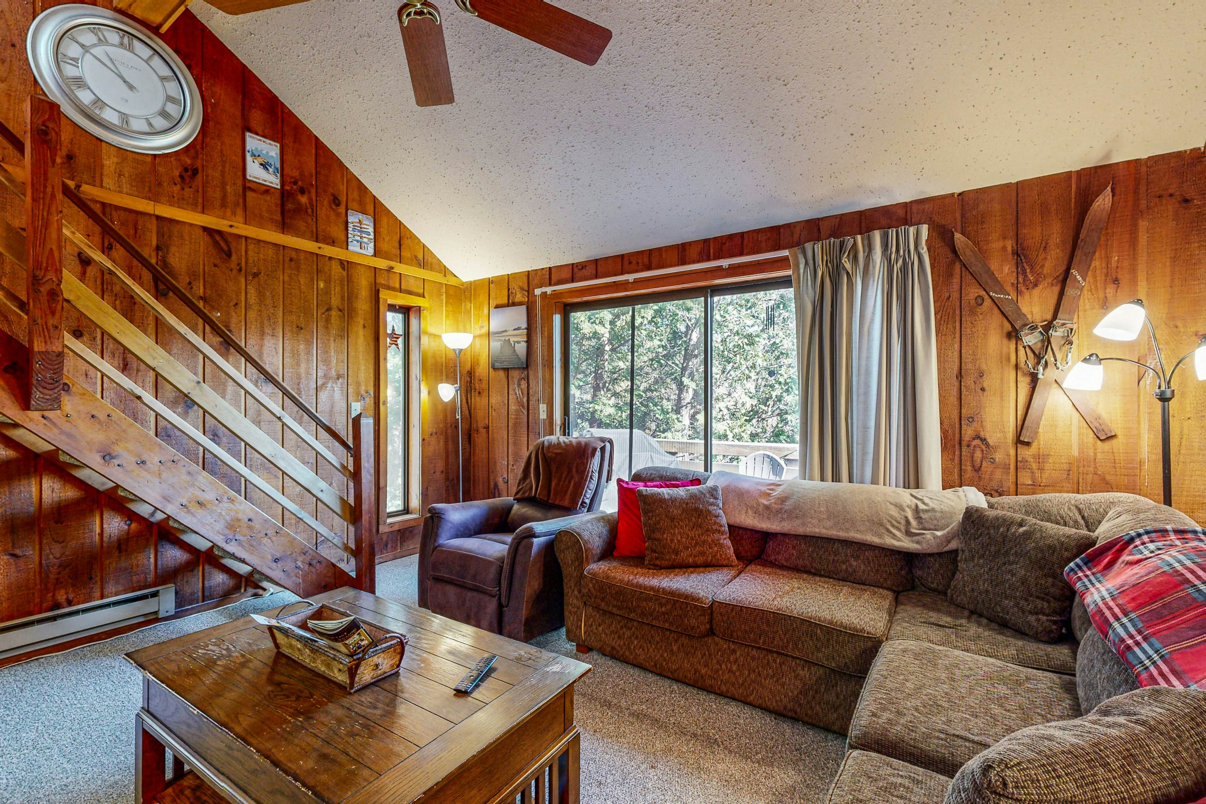 Rustic Cozy Townhome