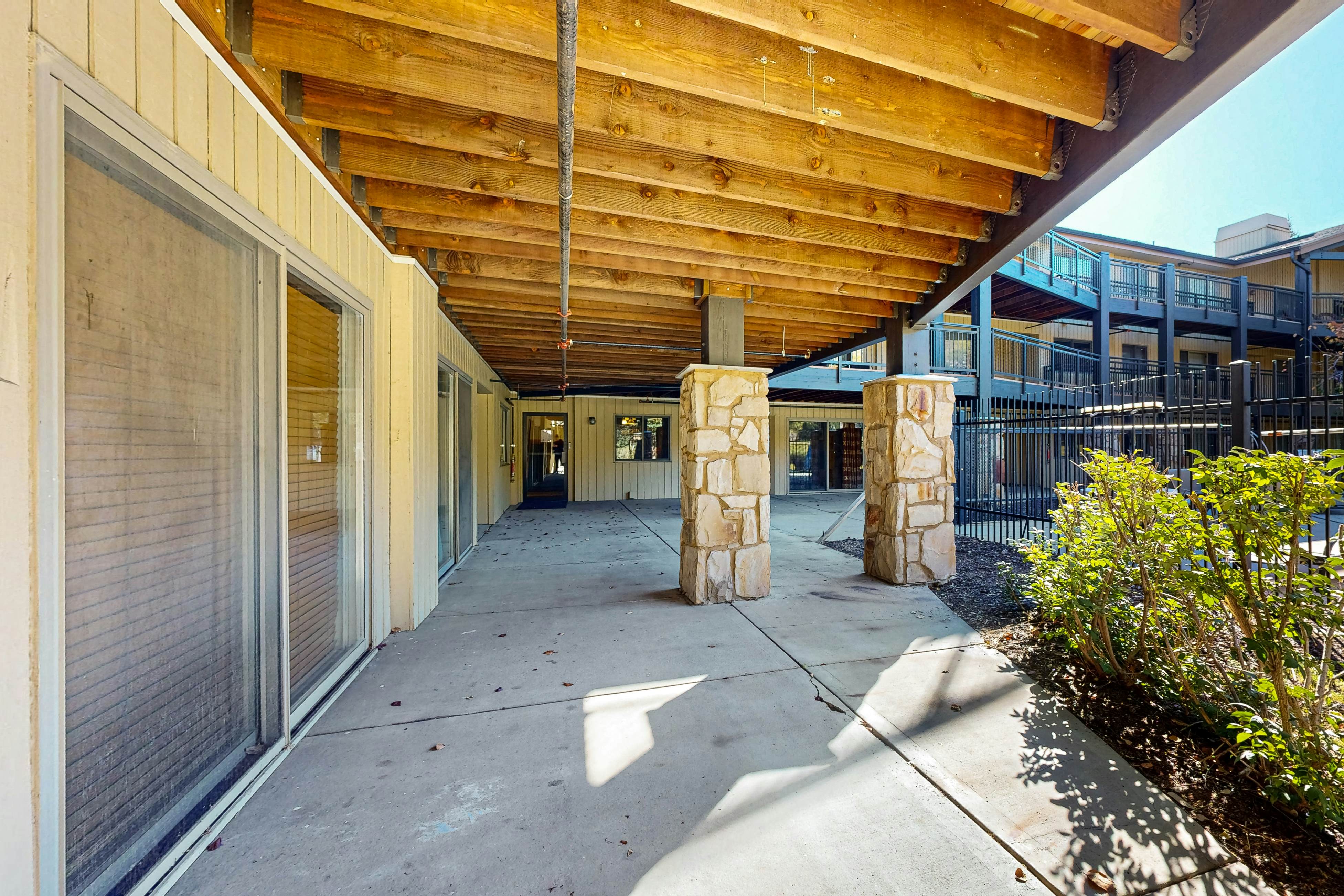 All Seasons Condominiums 103