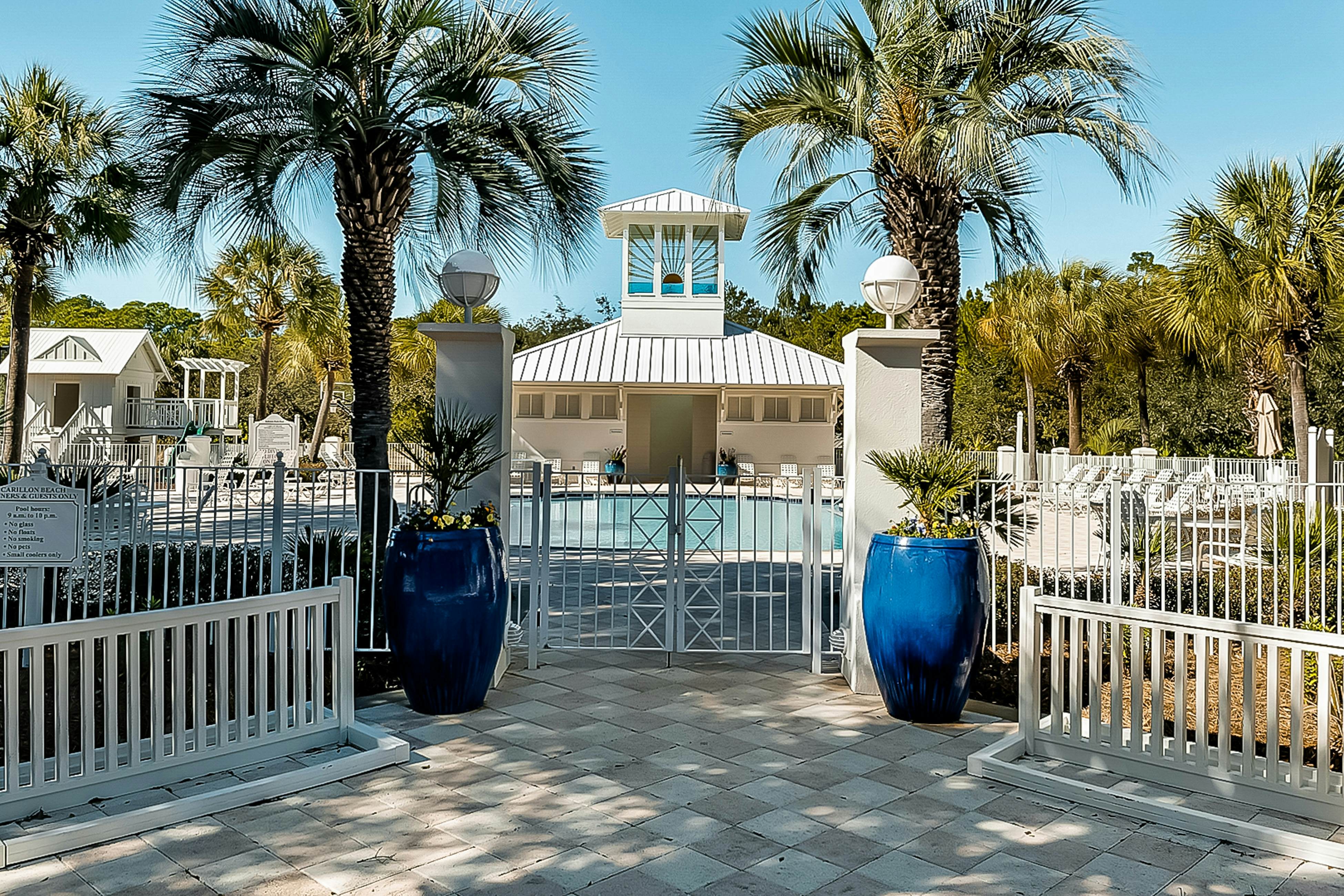 Carillon Beach 10 - Deja Vu