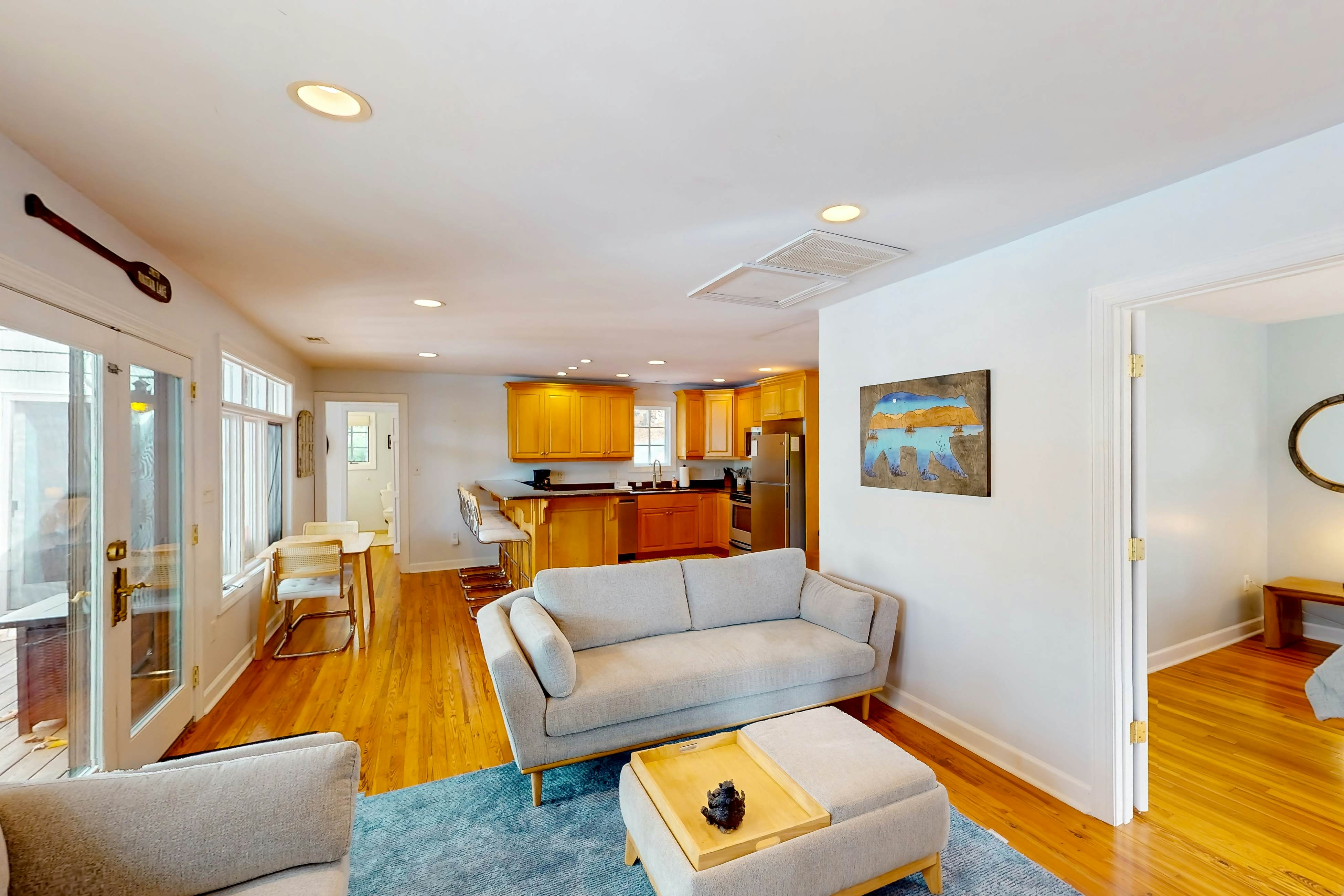 Bears Den at Acorn Dr