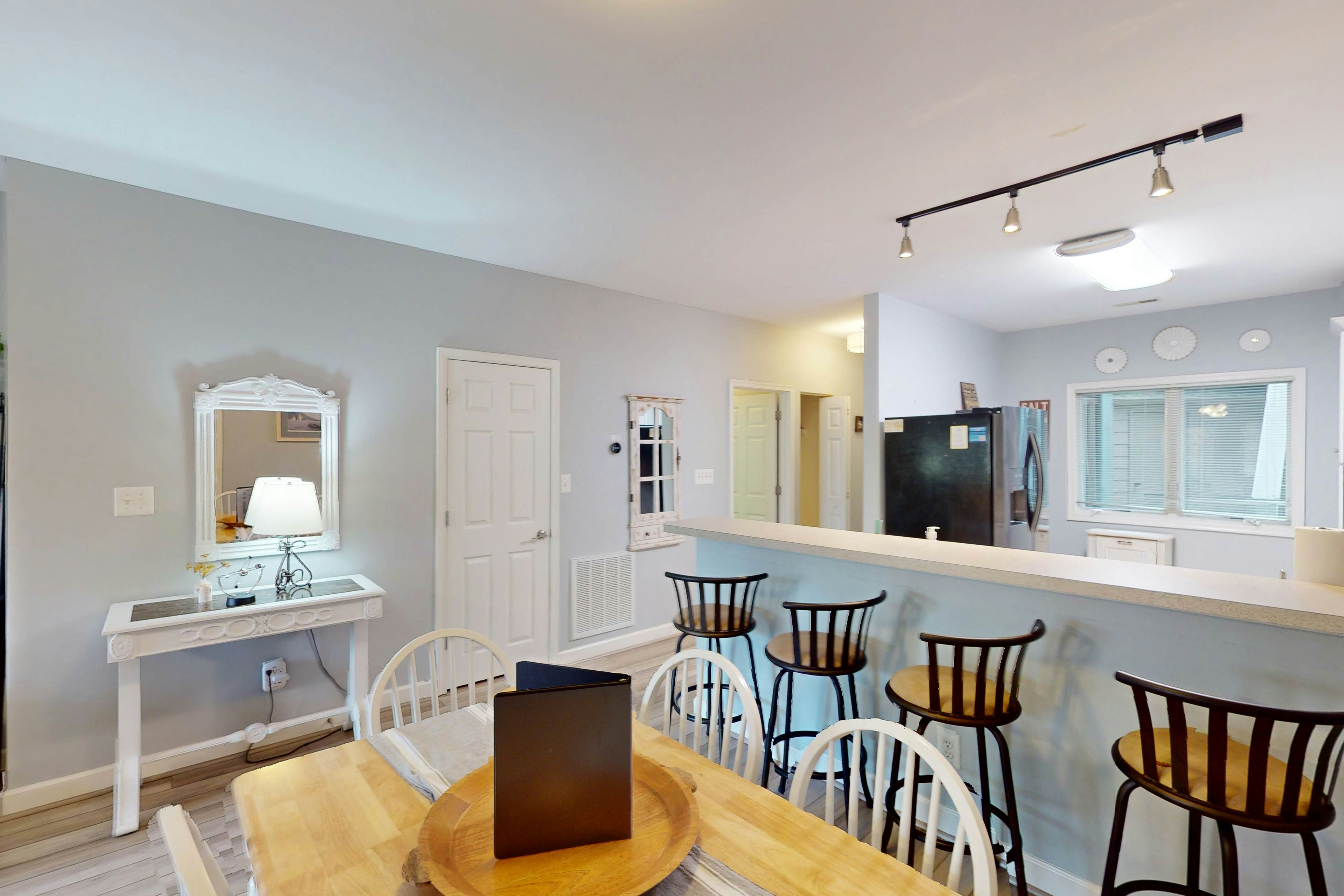 On the Lake Condo - Mariners Landing Country Club