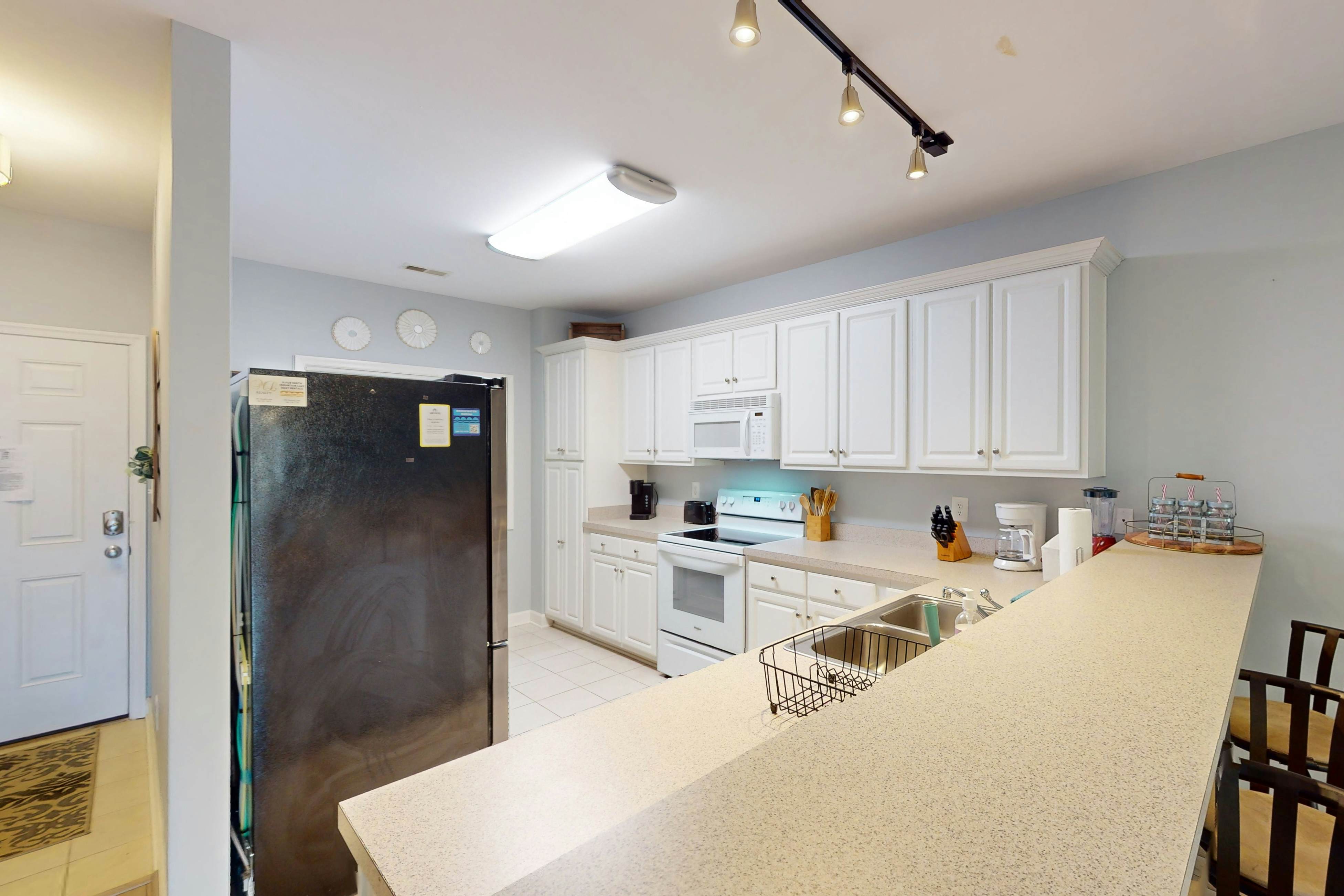 On the Lake Condo - Mariners Landing Country Club