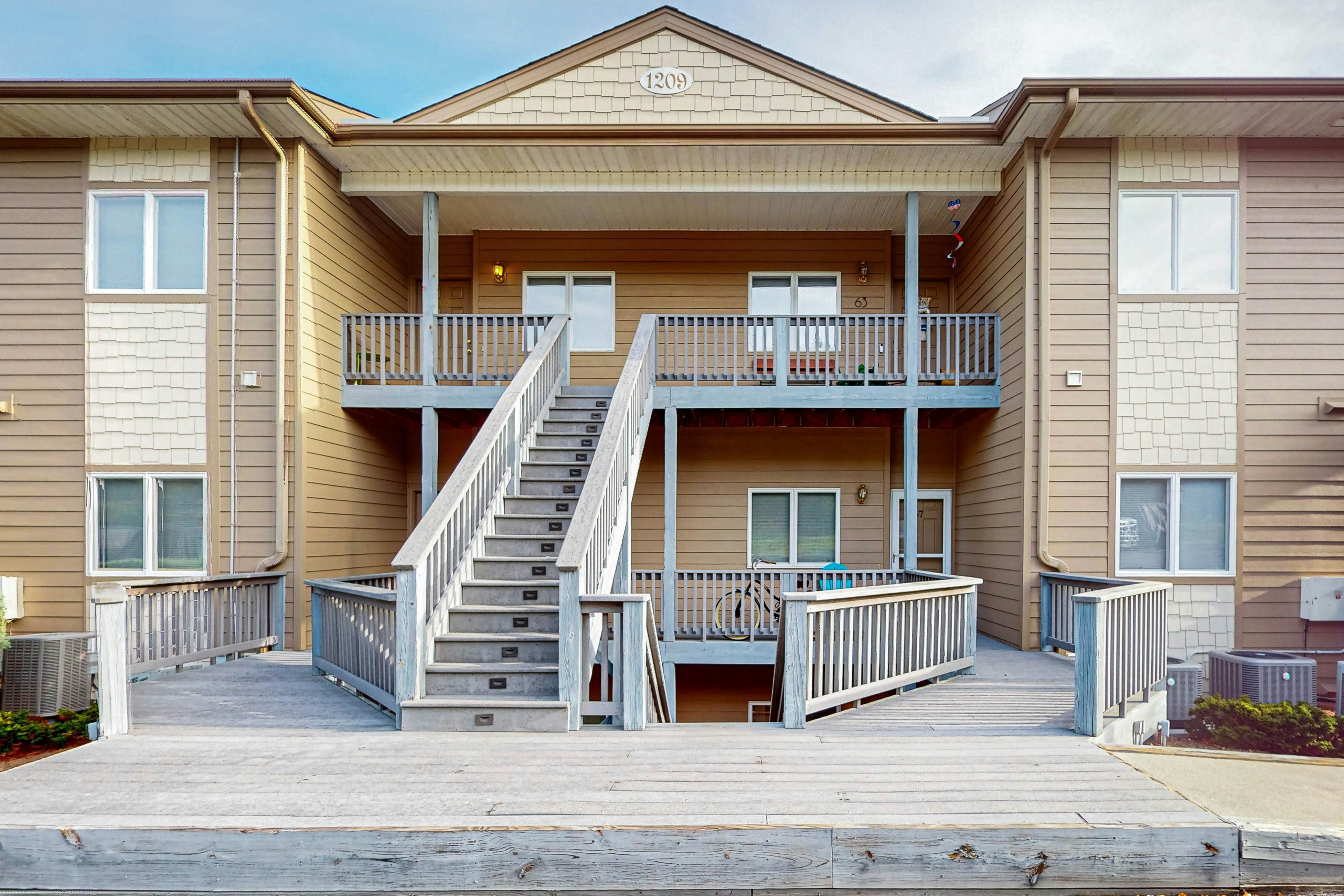 On the Lake Condo - Mariners Landing Country Club