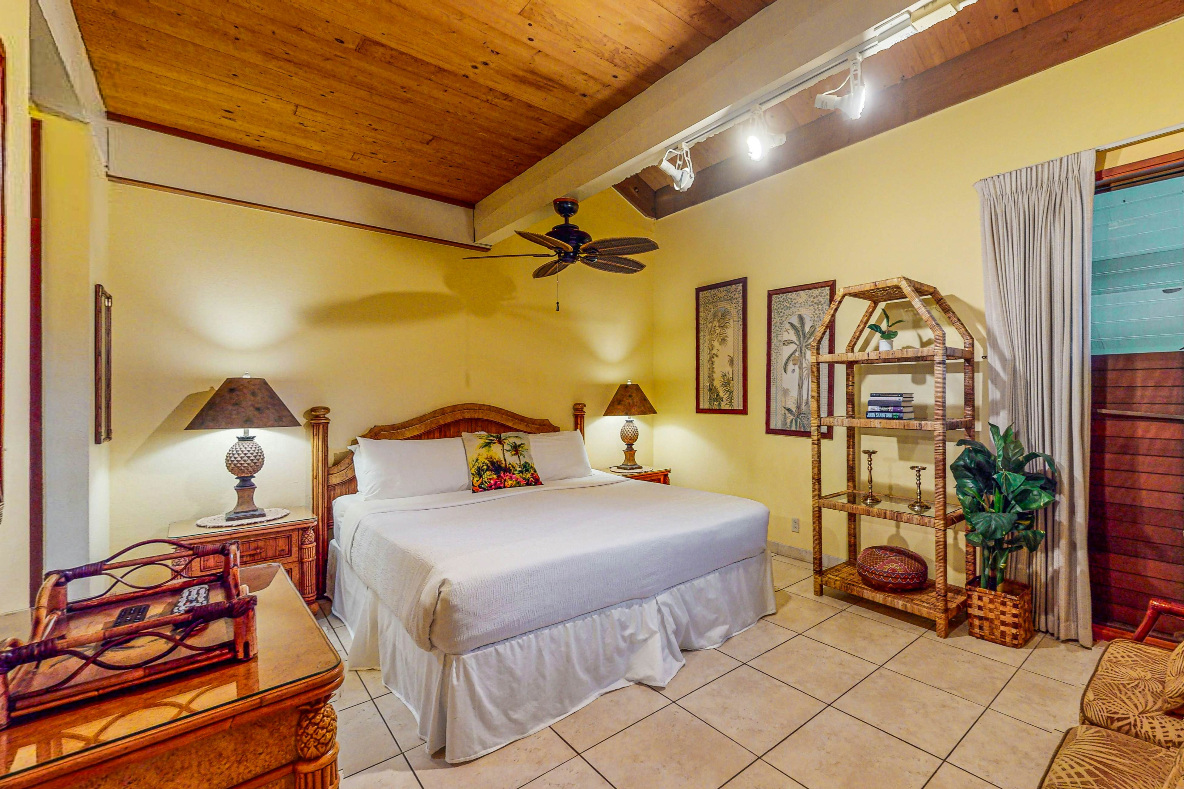 Kahana Outrigger 1A1