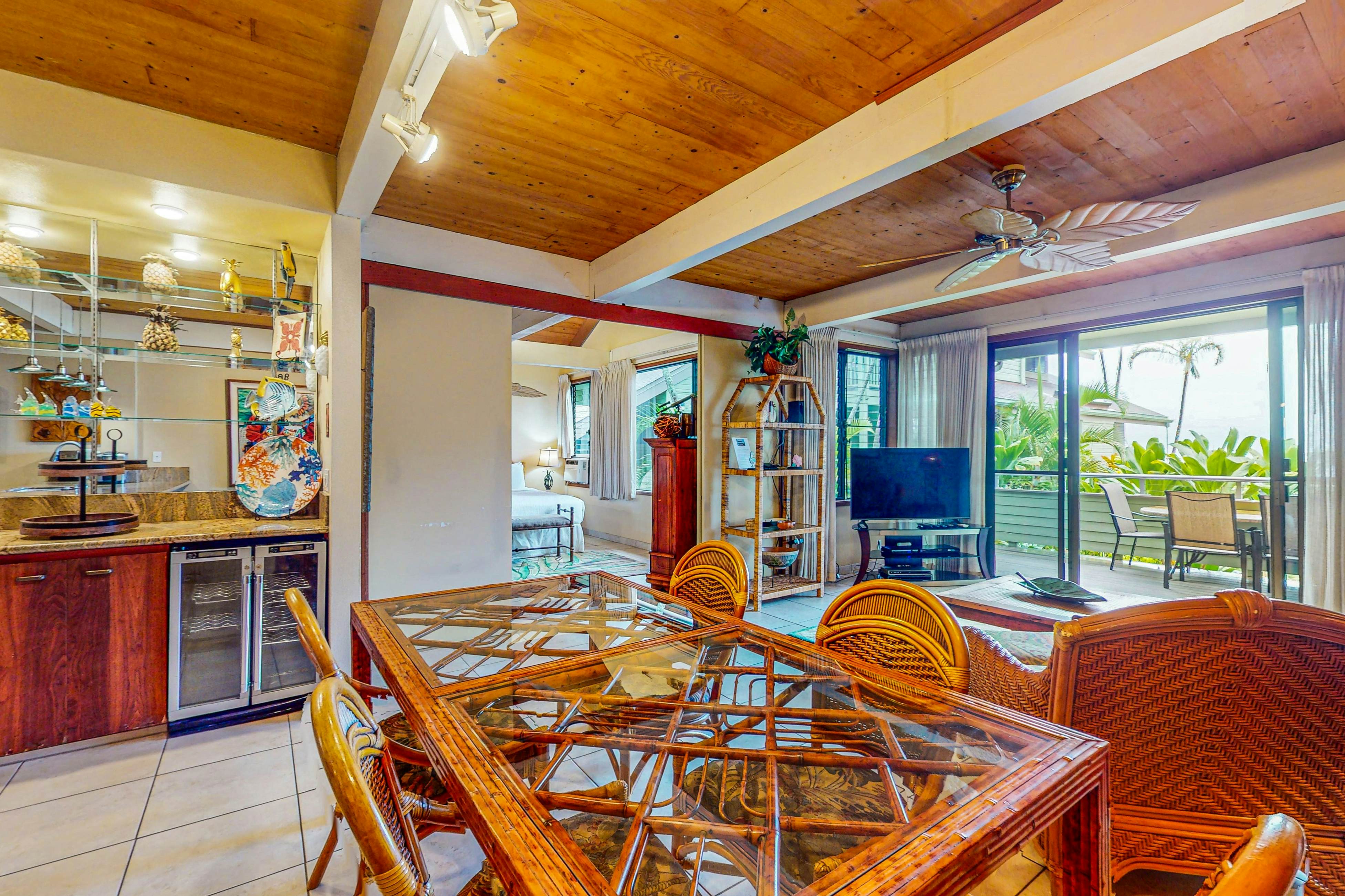 Kahana Outrigger 1A1