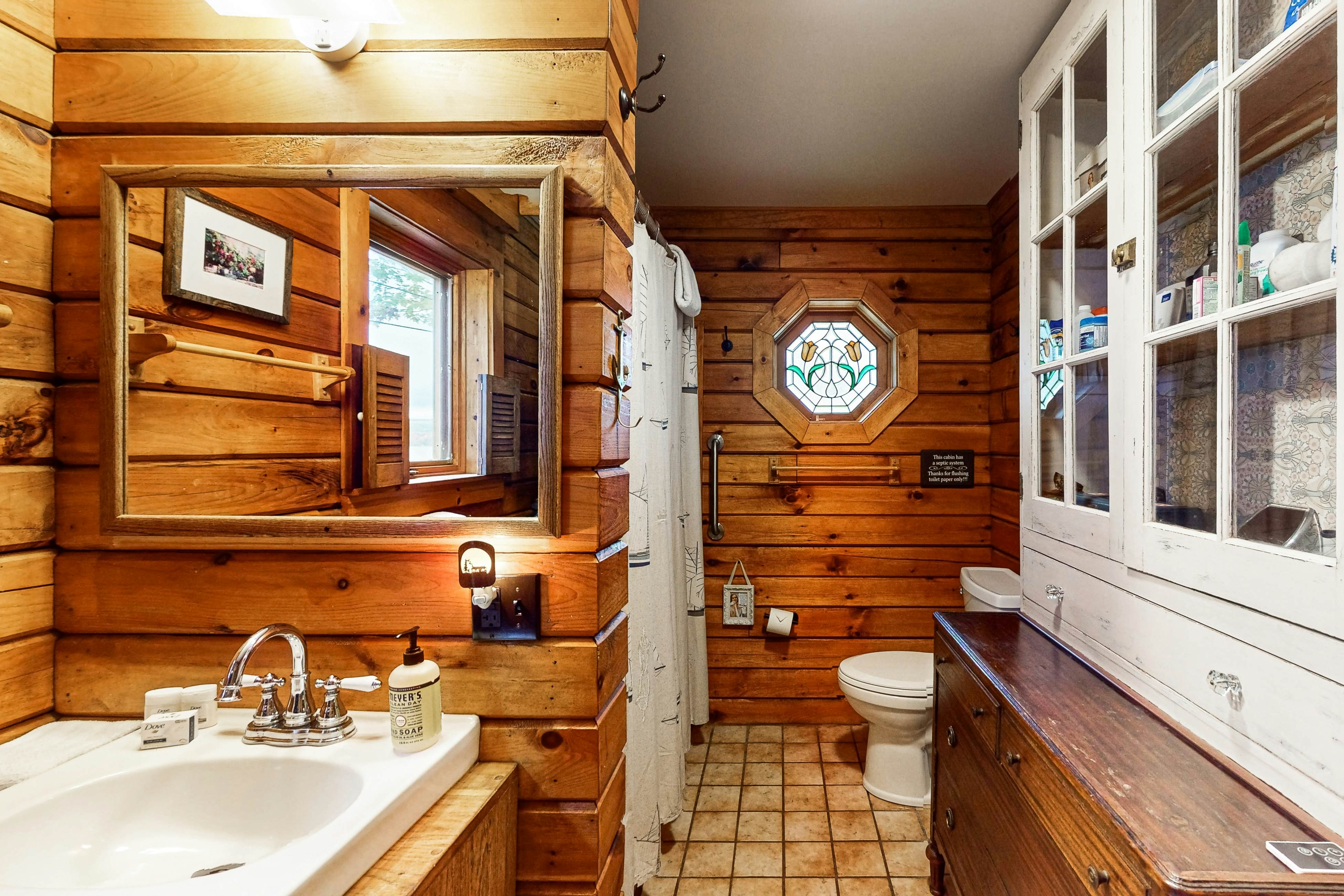 Seneca Lake Log Cabin