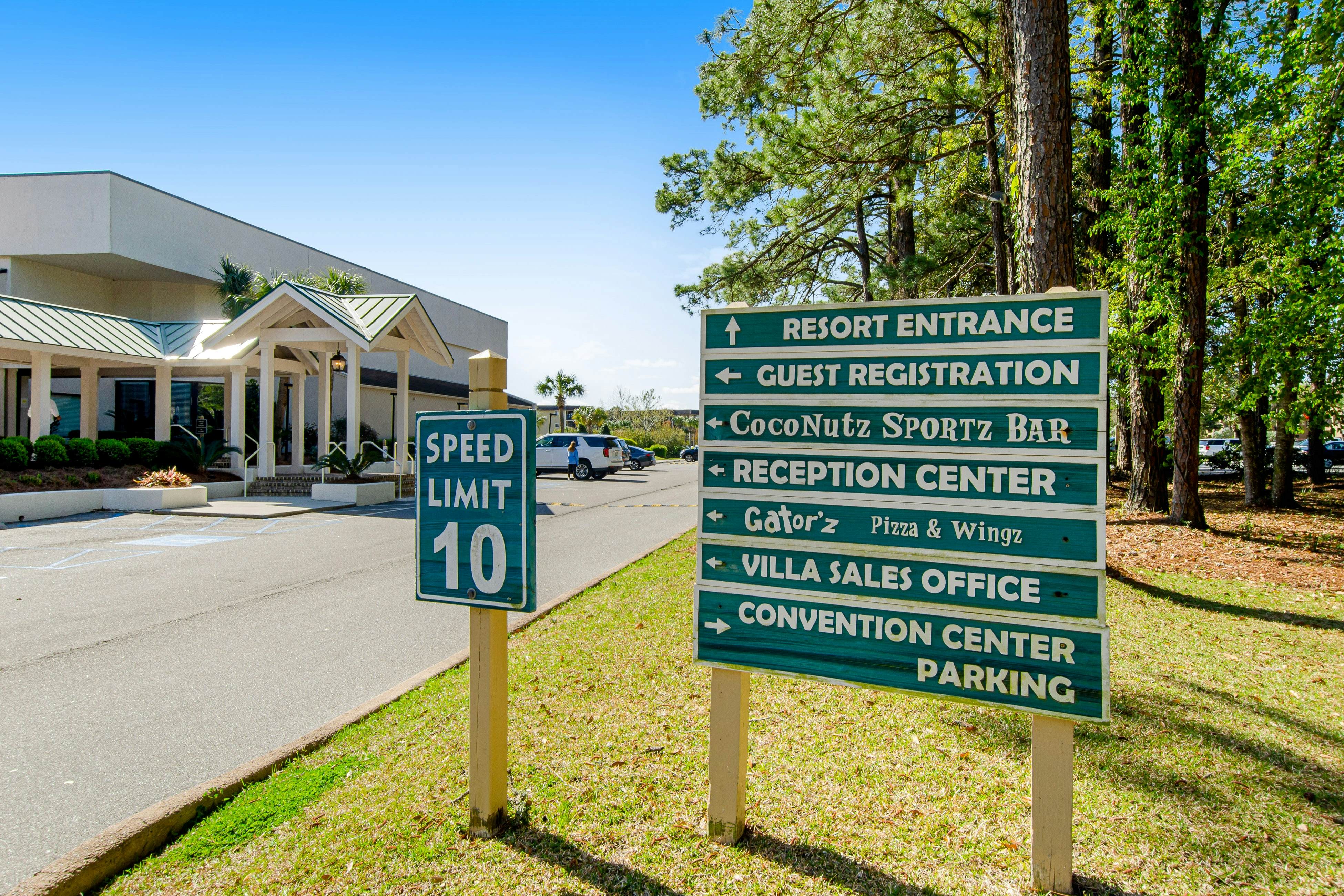 HH Beach & Tennis 144AR