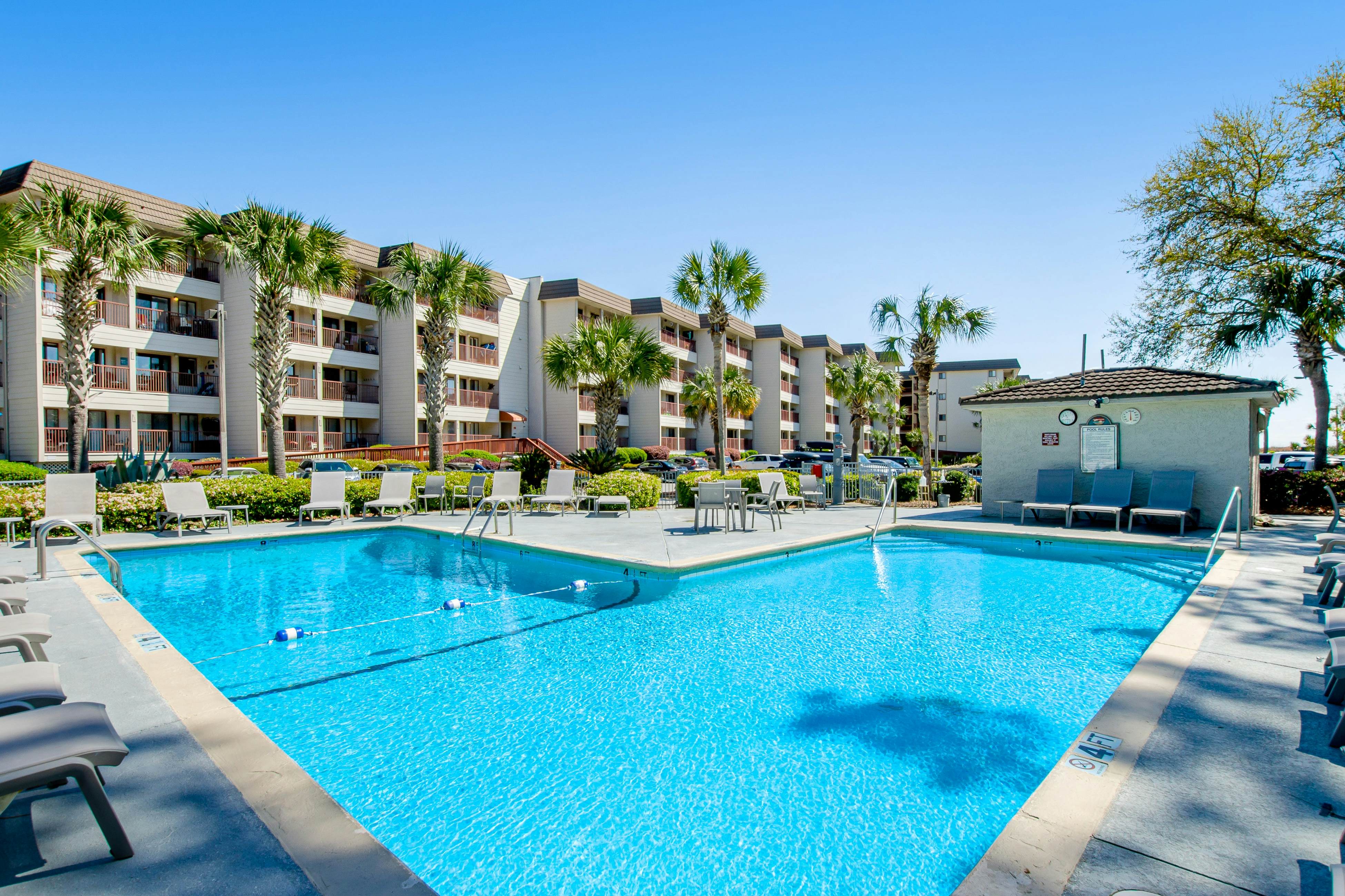 HH Beach & Tennis 144AR