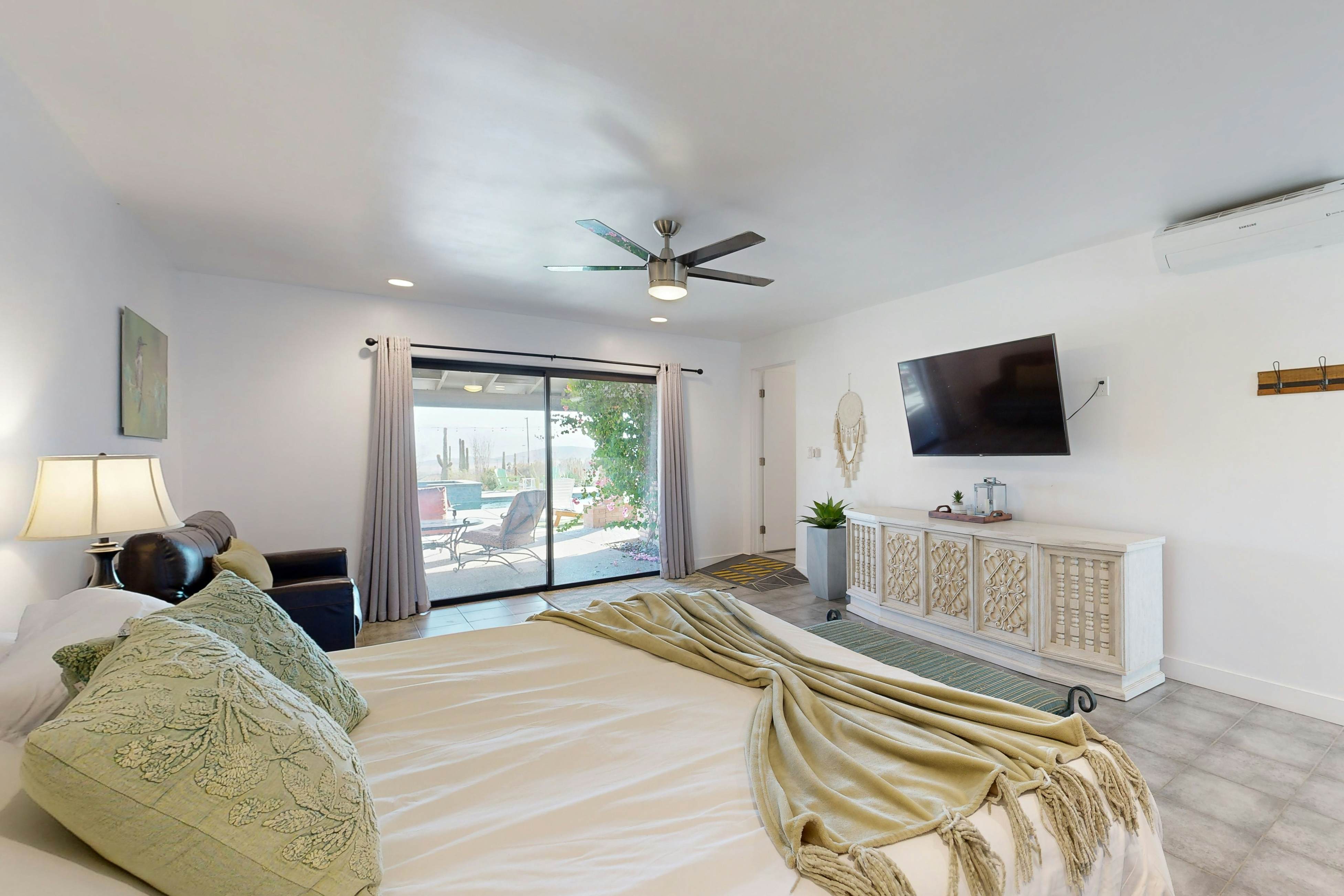 Saguaro Gardens Desert Retreat