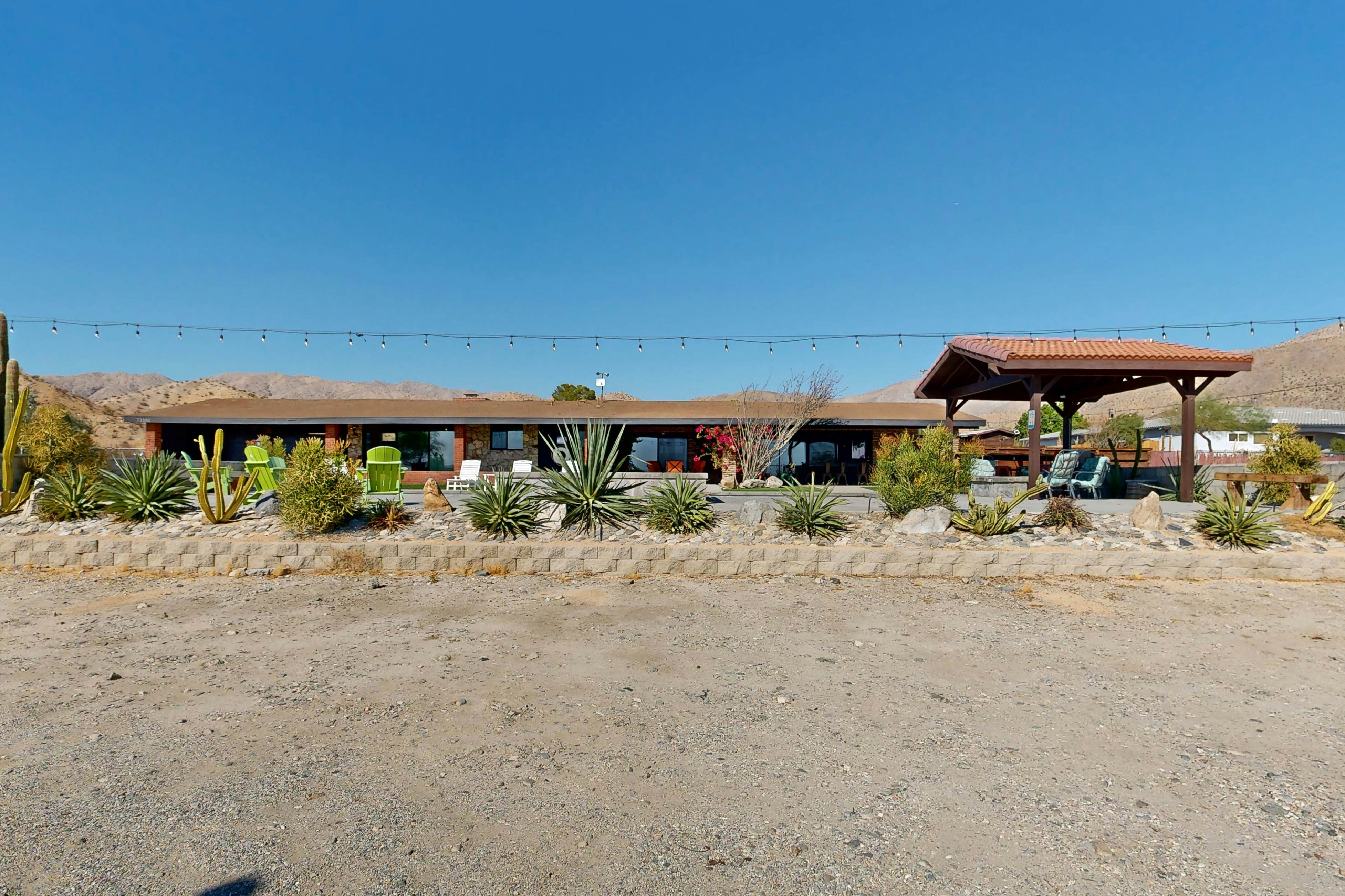 Saguaro Gardens Desert Retreat