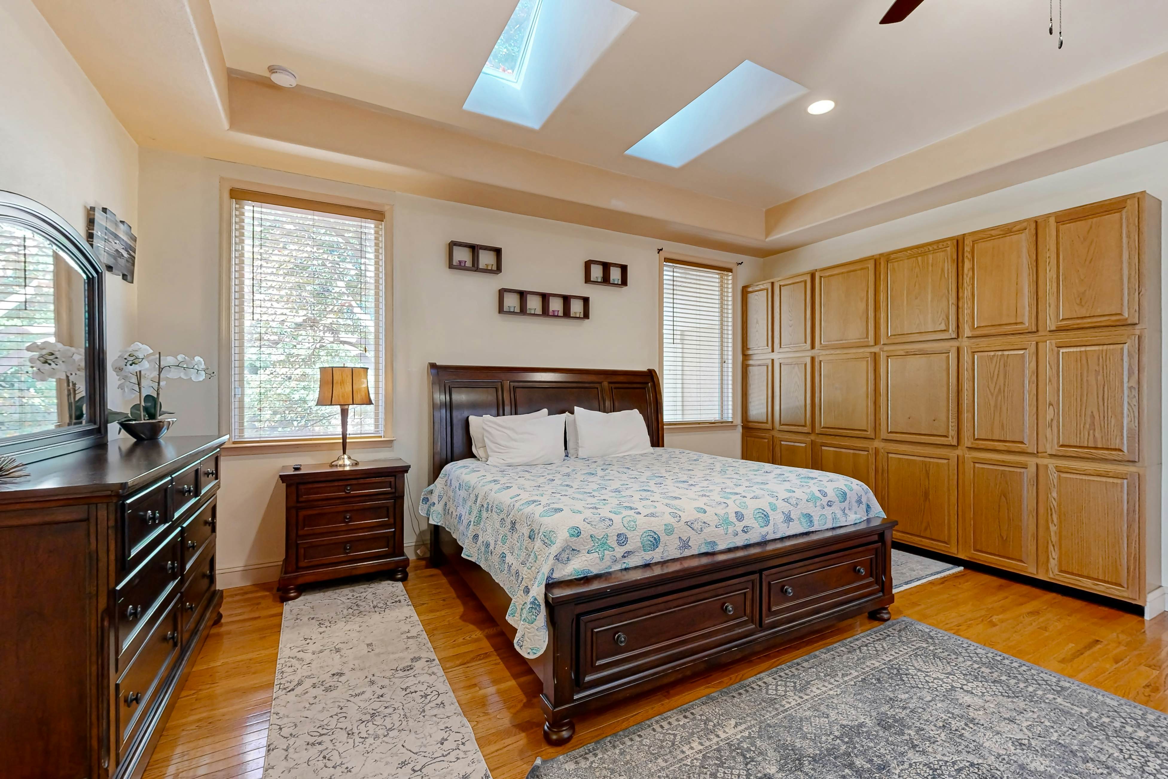 Town of Ocean View - 8 Elliott Ave