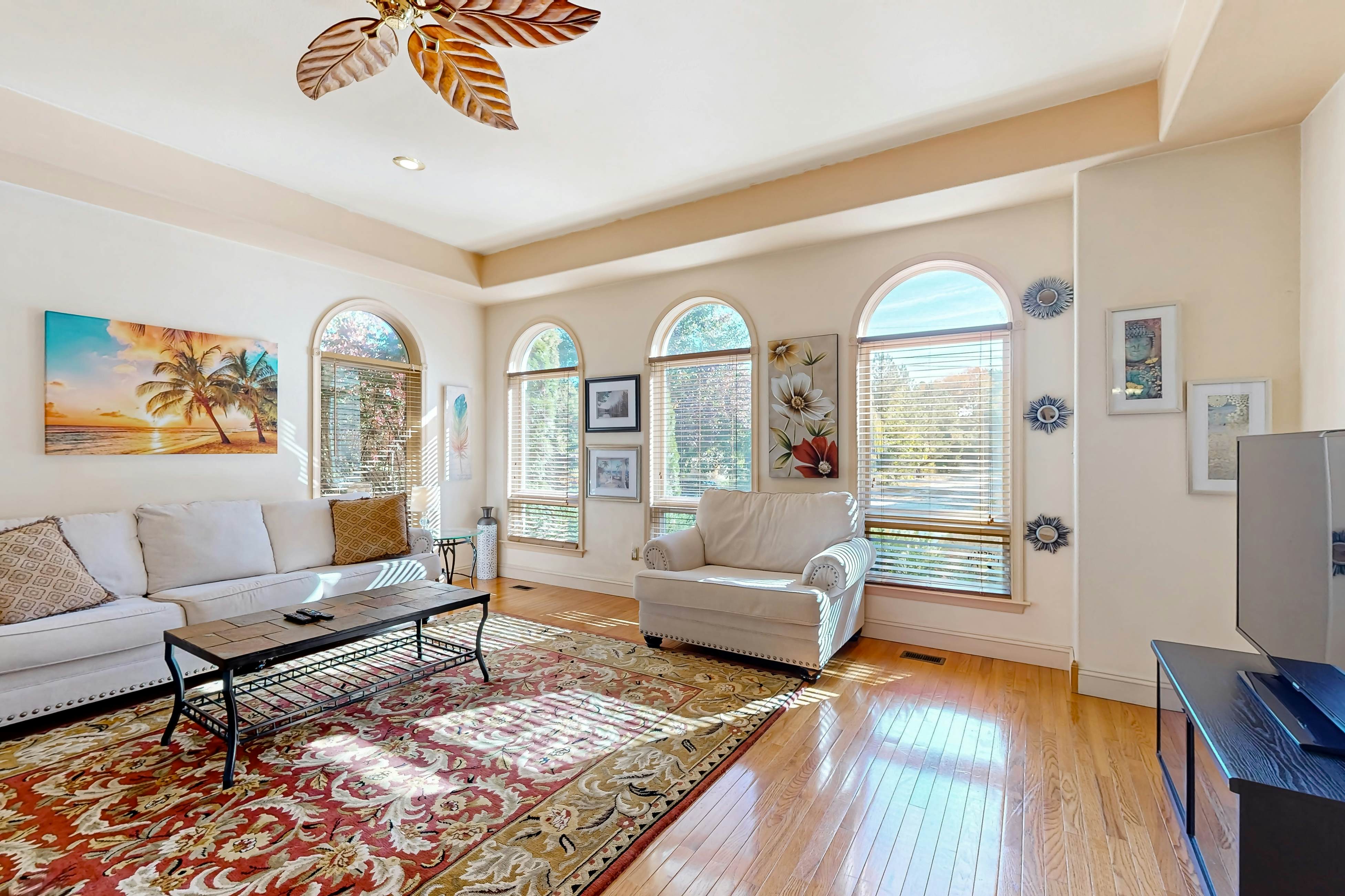 Town of Ocean View - 8 Elliott Ave