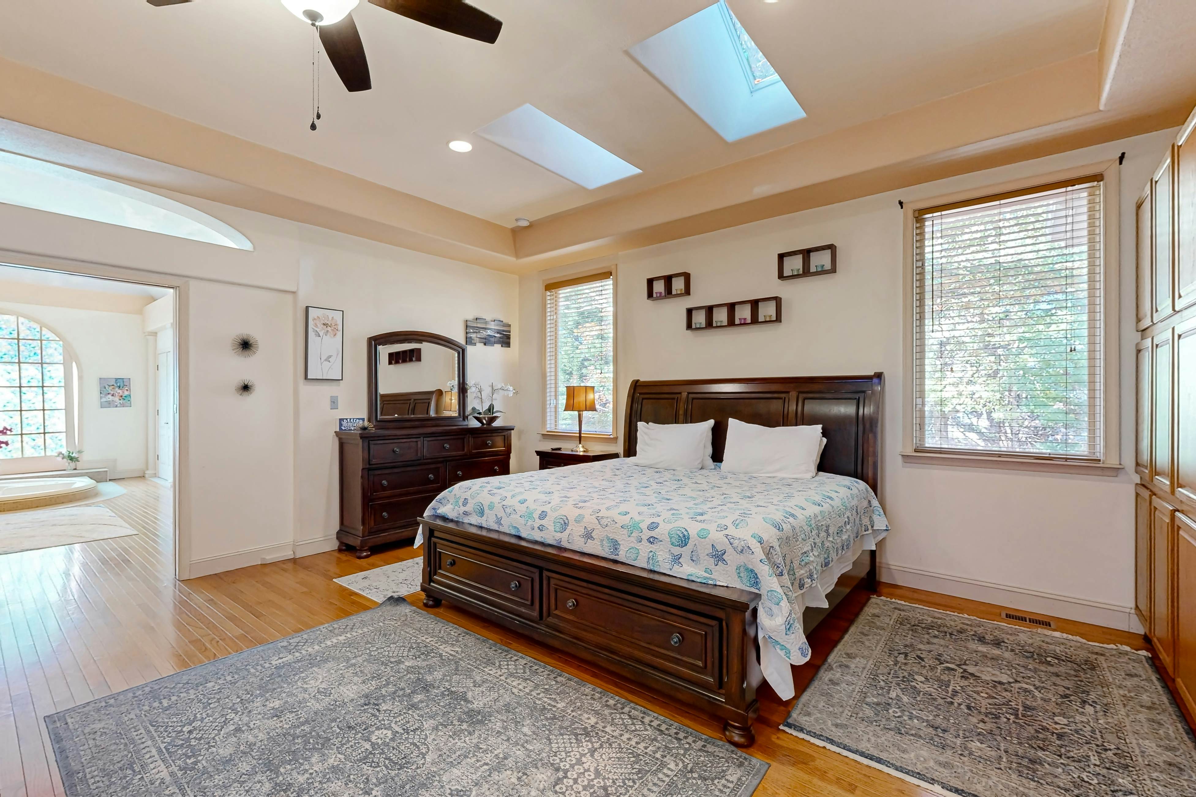 Town of Ocean View - 8 Elliott Ave