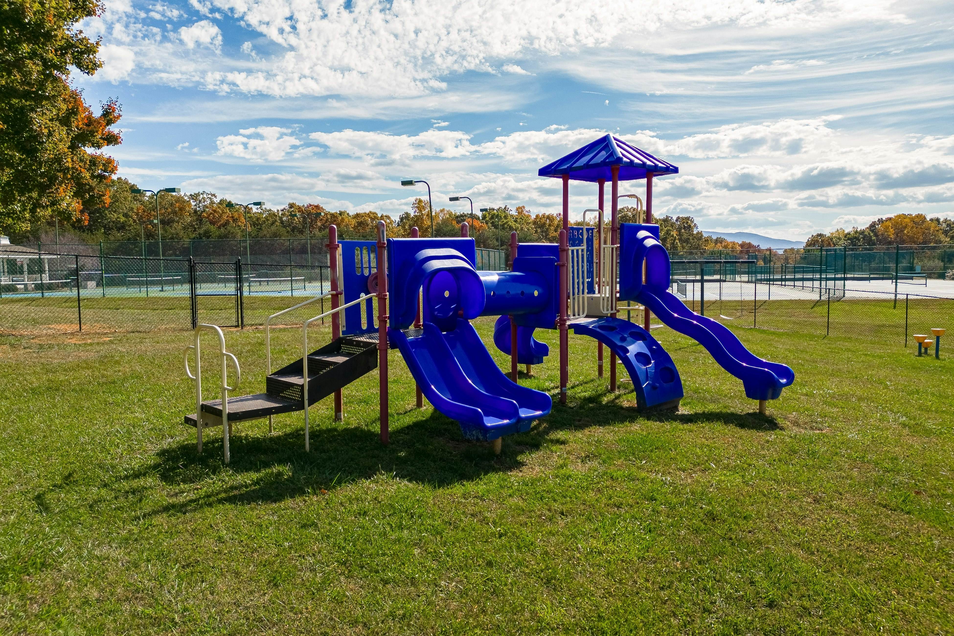 On the Lake Condo - Mariners Landing Country Club