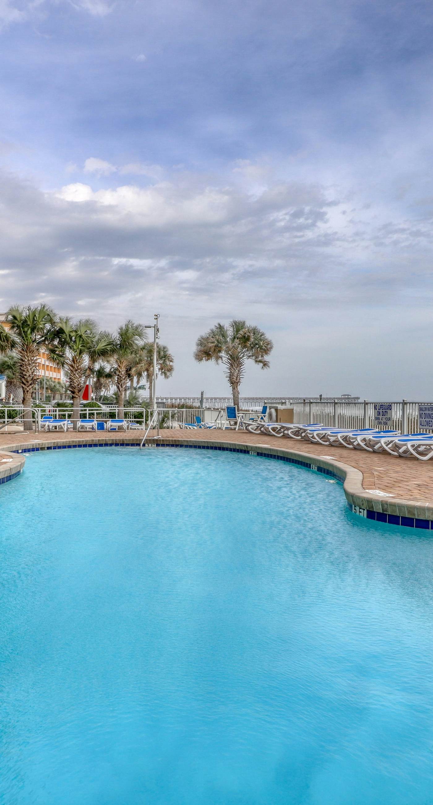 Sandy Beach Resort 404
