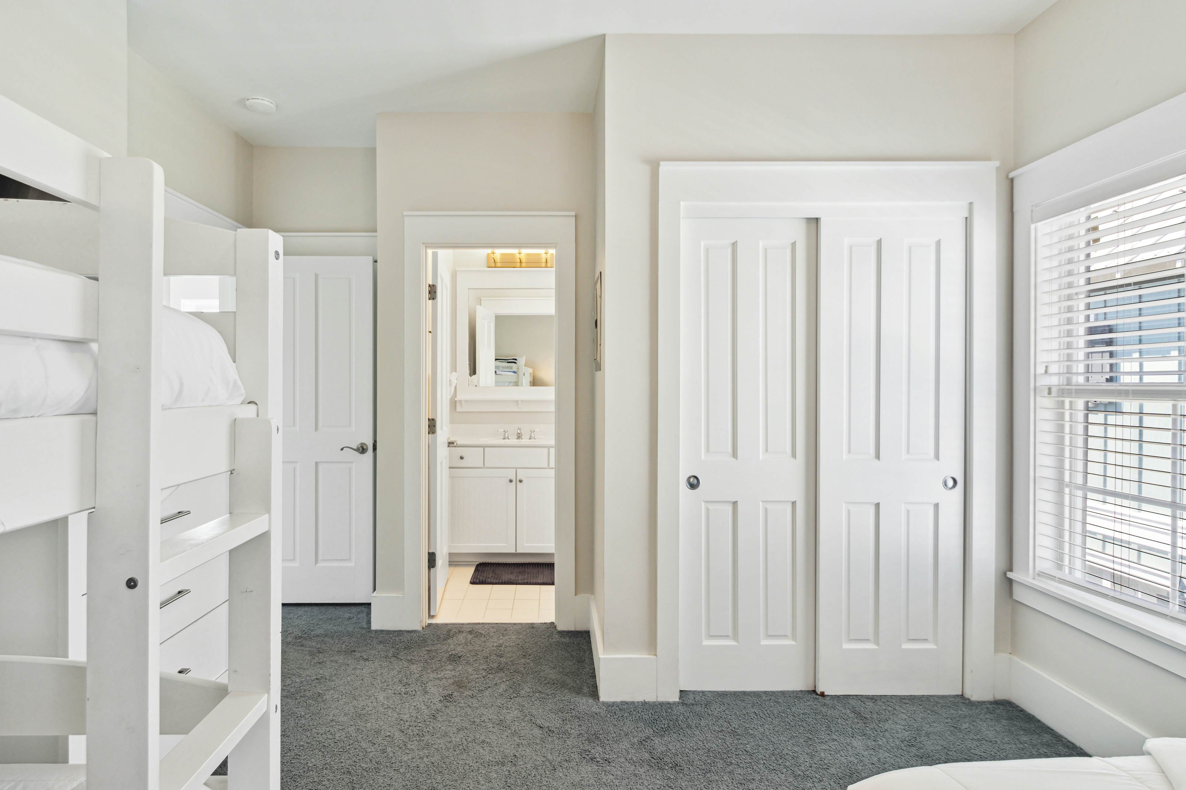 Barefoot Cottages #B8 Jasmine by the Bay