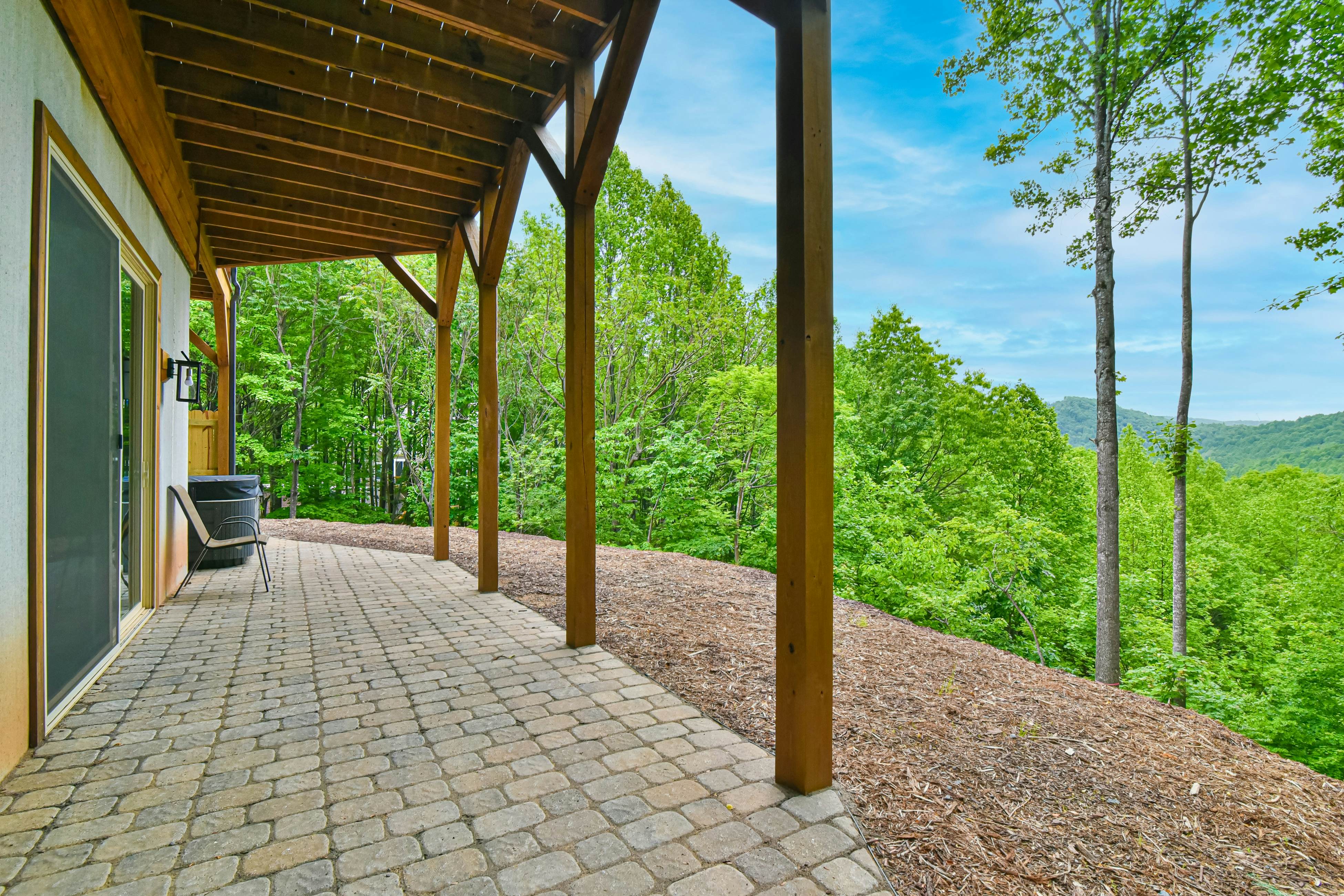 Sunset Mountain Lodge 