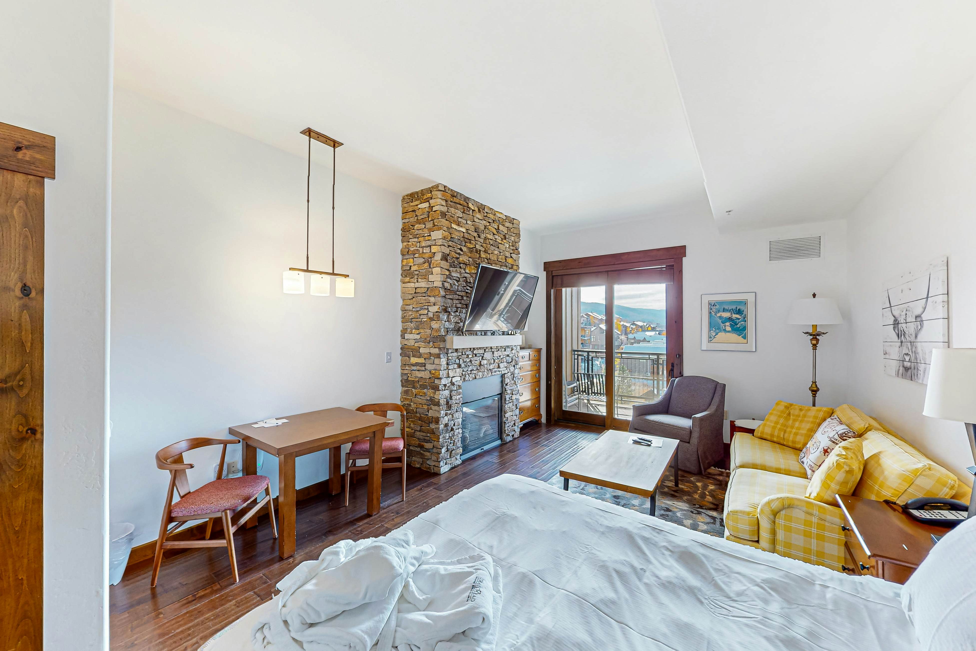 Trailhead Lodge 5113