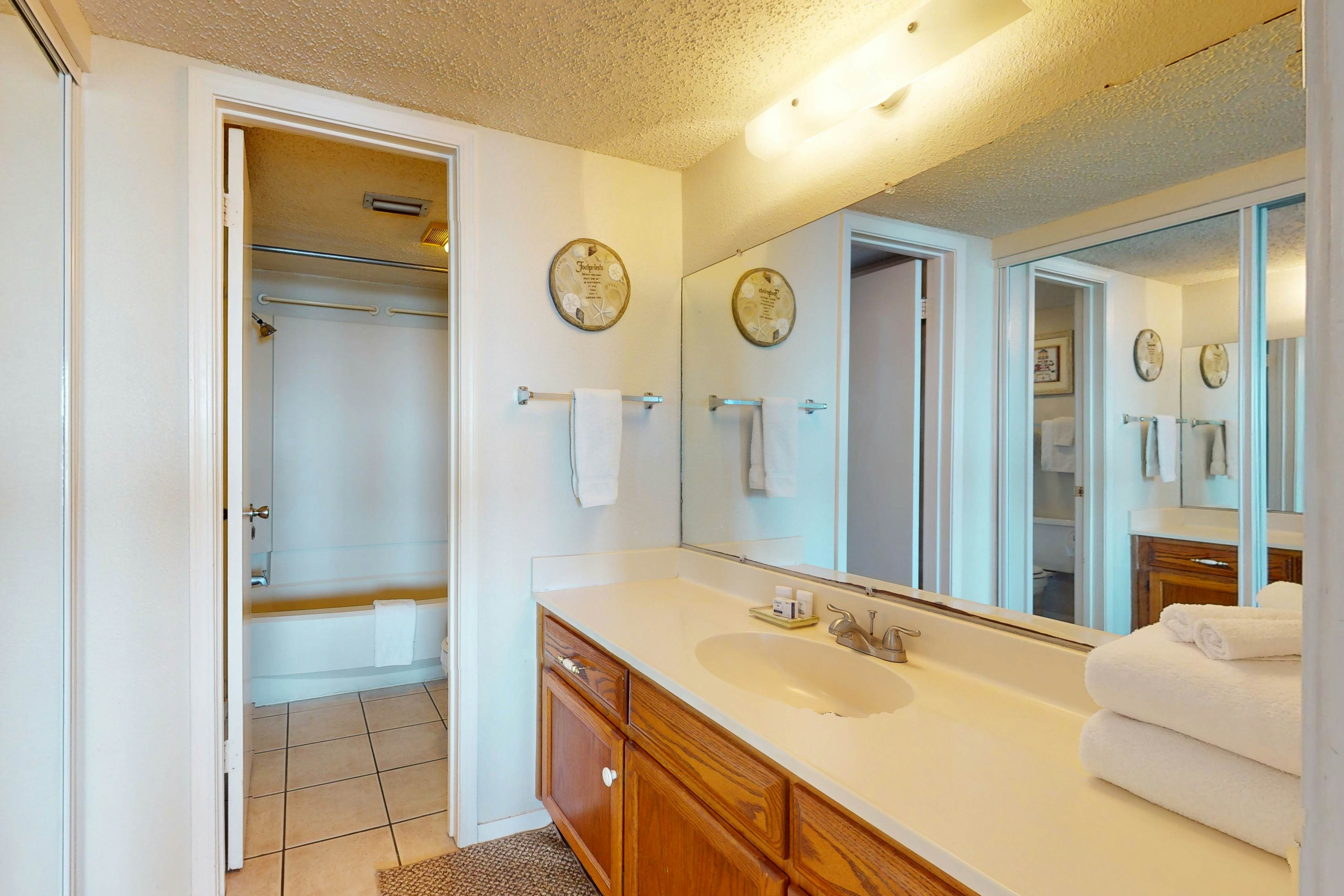 Suntide II Condominiums #305